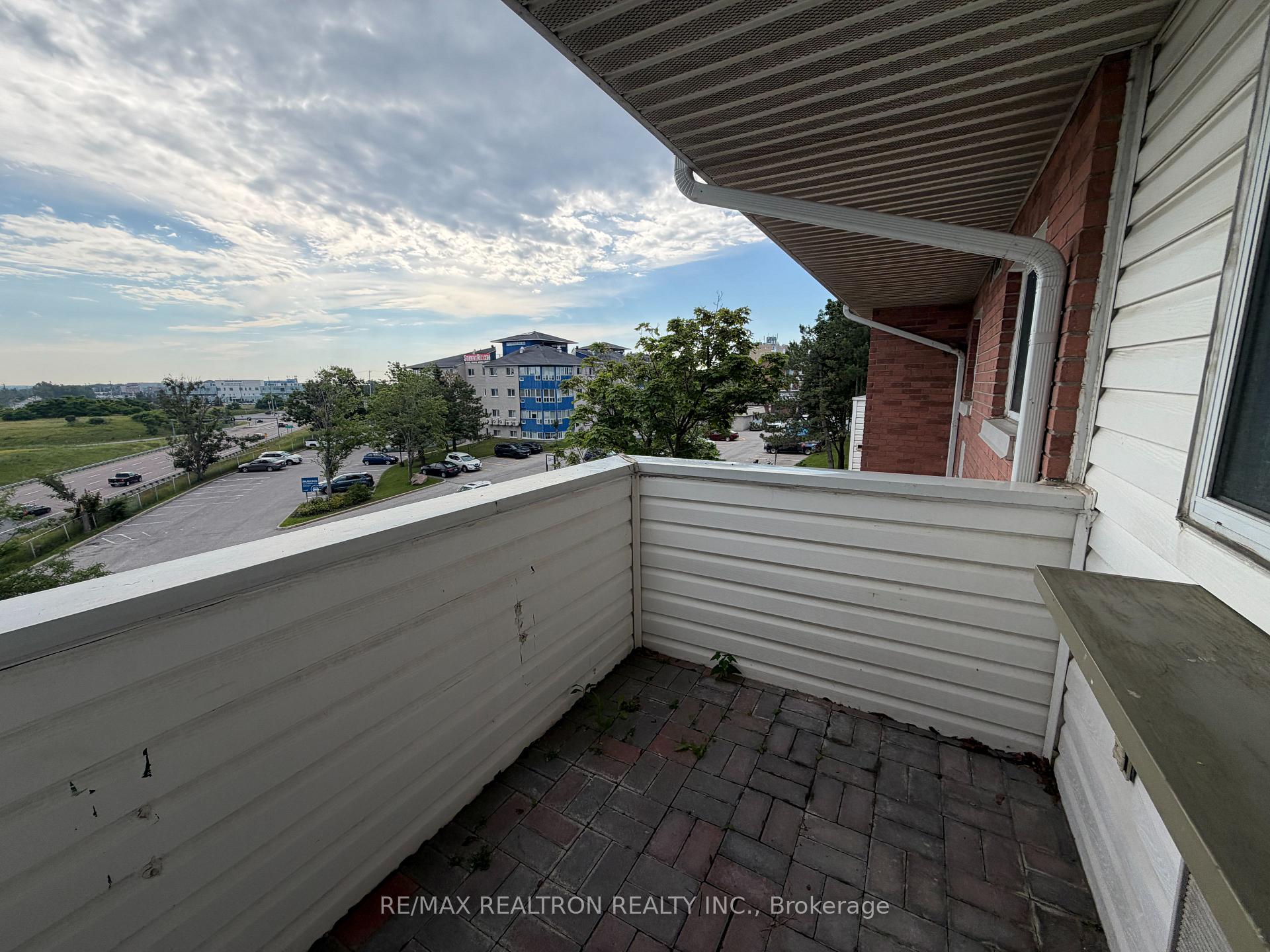 Photo 41 of Unit 303, 126 Bell Farm Road, Barrie, Alliance — HOMEH