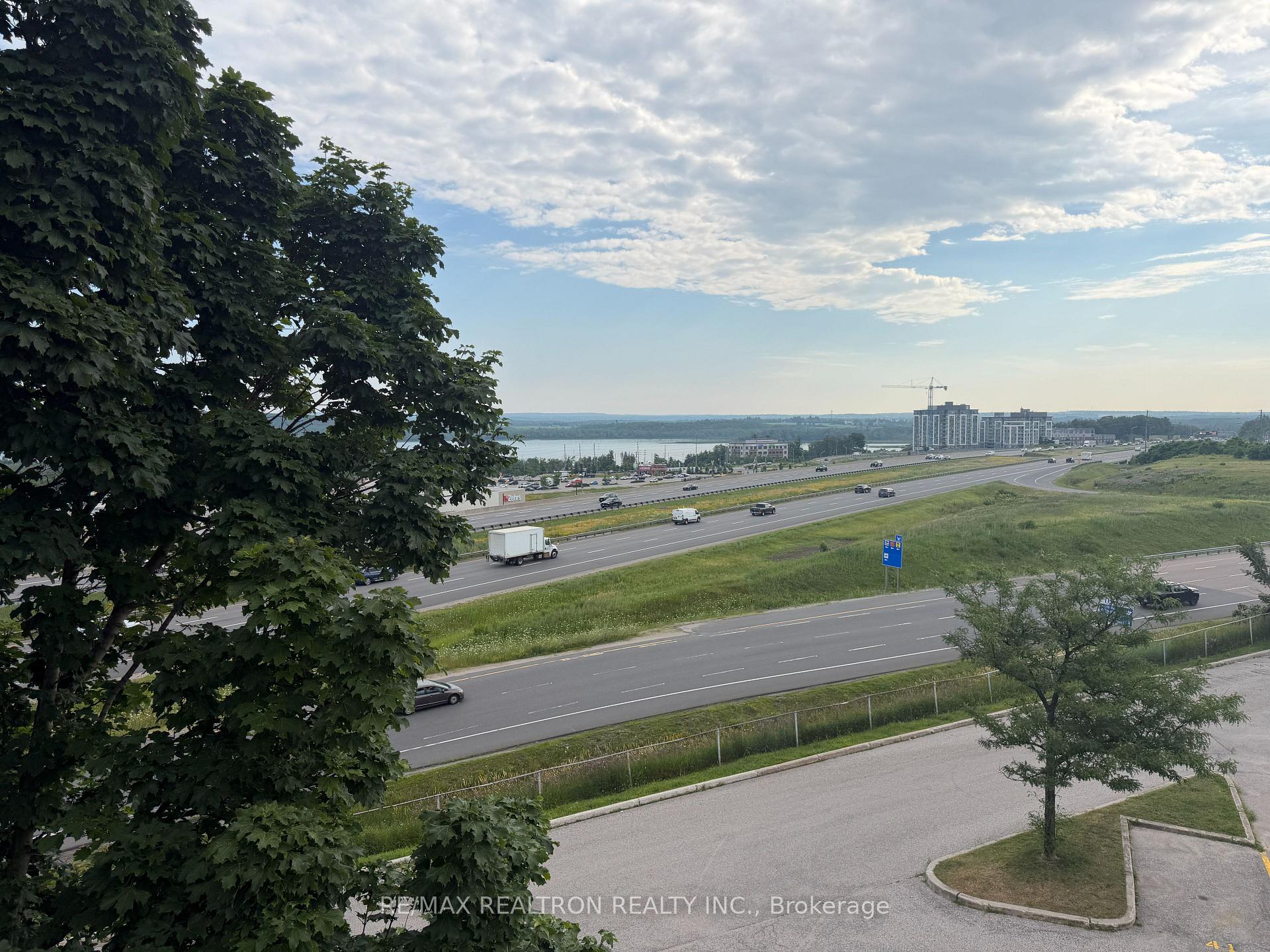 Photo 43 of Unit 303, 126 Bell Farm Road, Barrie, Alliance — HOMEH