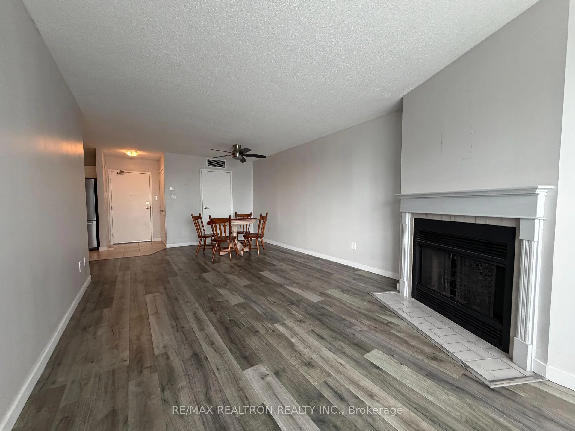 Photo 10 of Unit 303, 126 Bell Farm Road, Barrie, Alliance — HOMEH