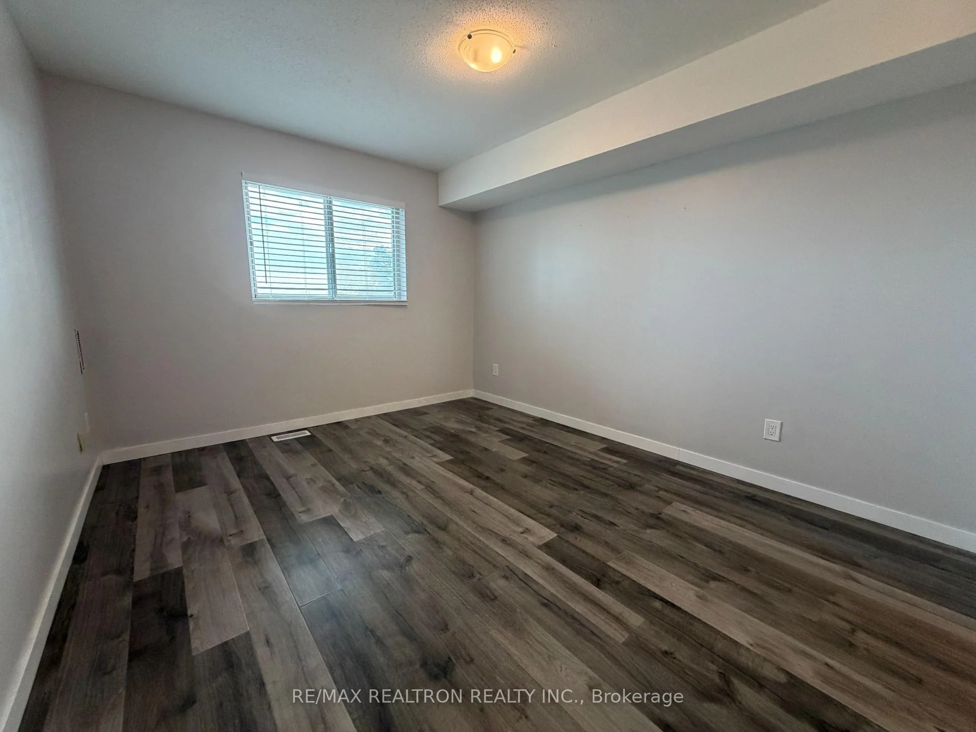 Photo 26 of Unit 303, 126 Bell Farm Road, Barrie, Alliance — HOMEH