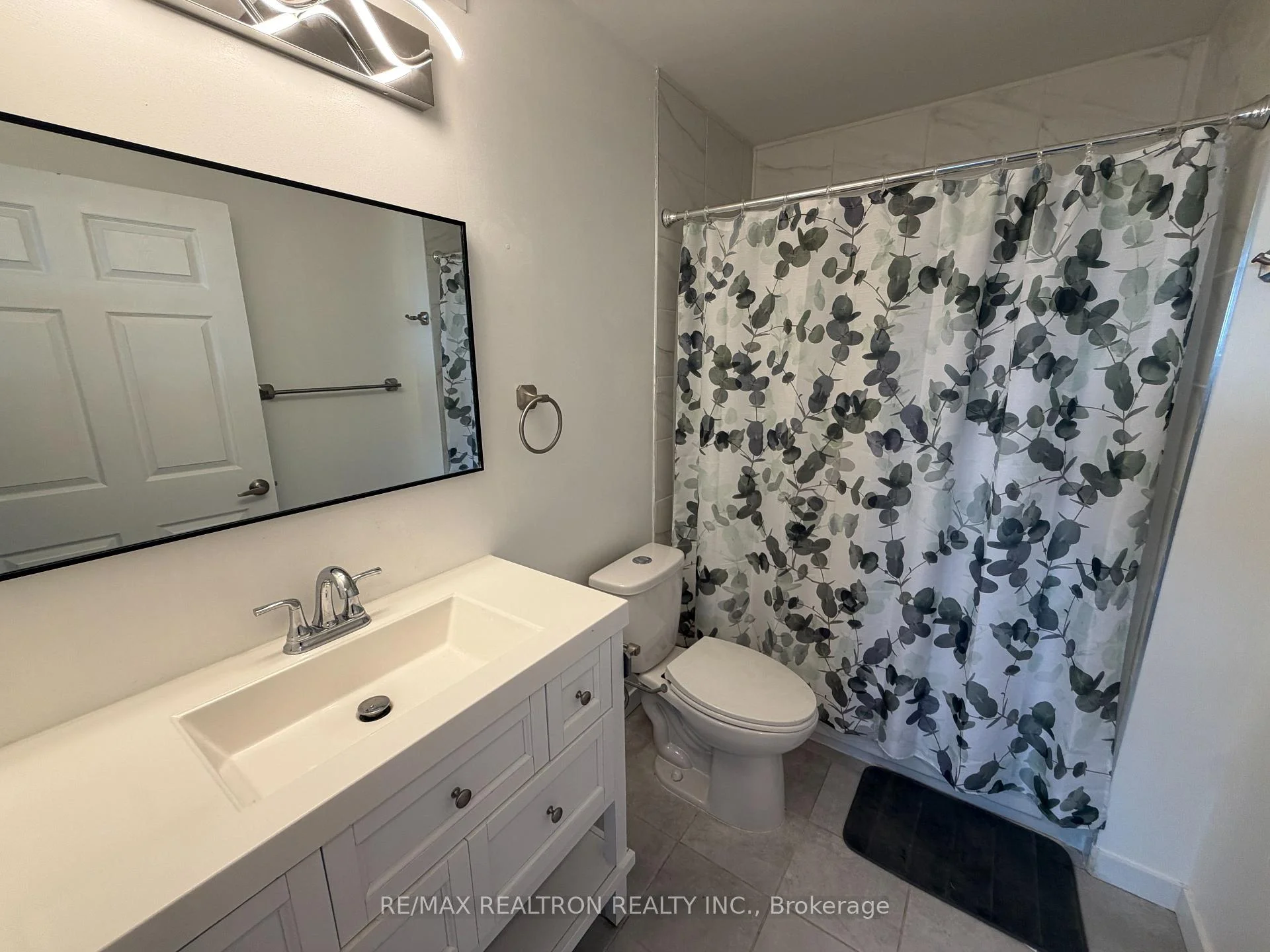 Photo 38 of Unit 303, 126 Bell Farm Road, Barrie, Alliance — HOMEH