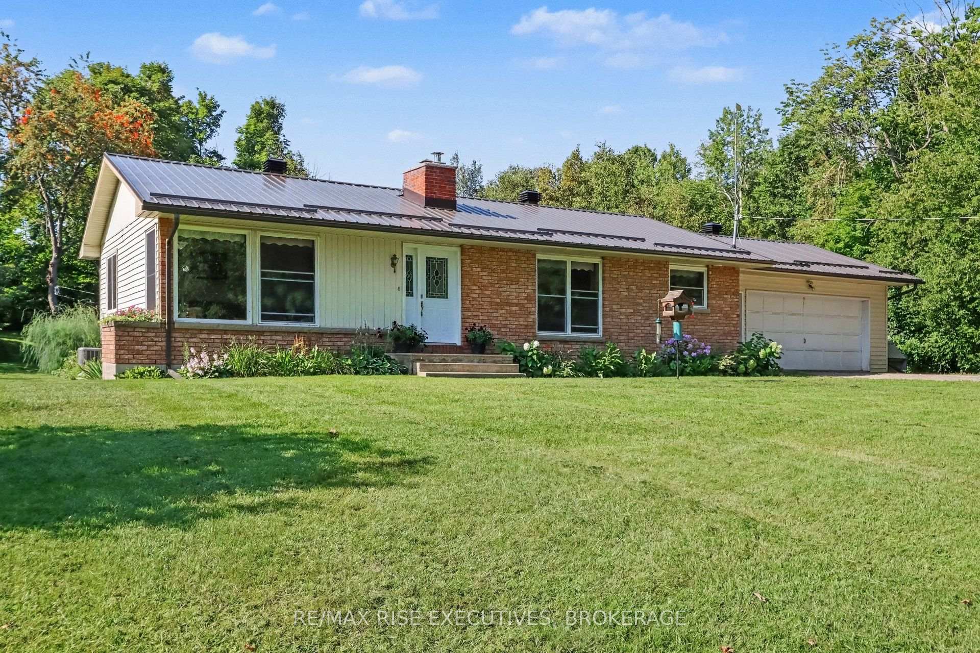 Photo 2 of 715 Hanna Road, Tay Valley, Bathurst/Burgess & Sherbrooke (South Sherbrooke) Twp — HOMEH