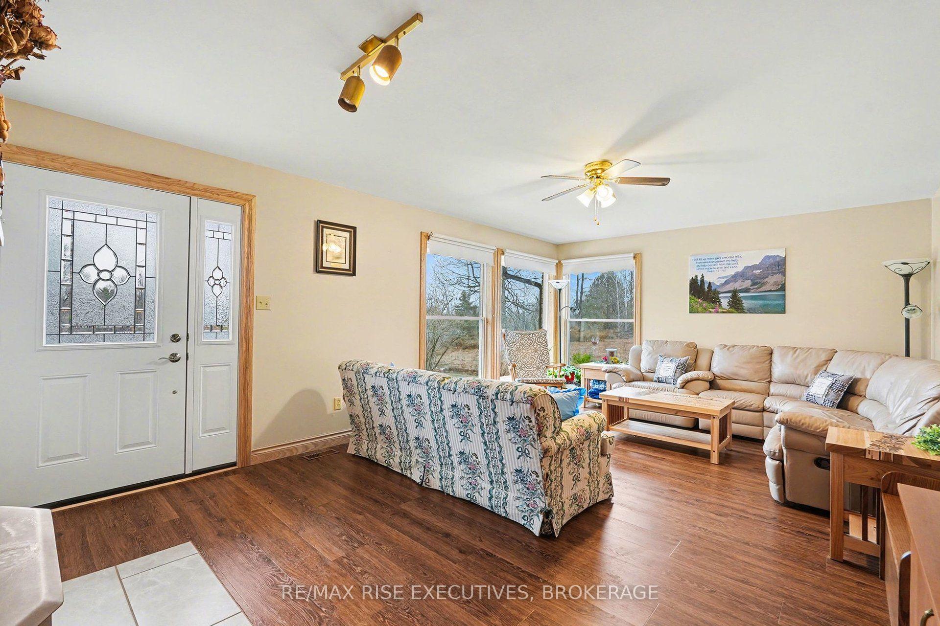 Photo 4 of 715 Hanna Road, Tay Valley, Bathurst/Burgess & Sherbrooke (South Sherbrooke) Twp — HOMEH