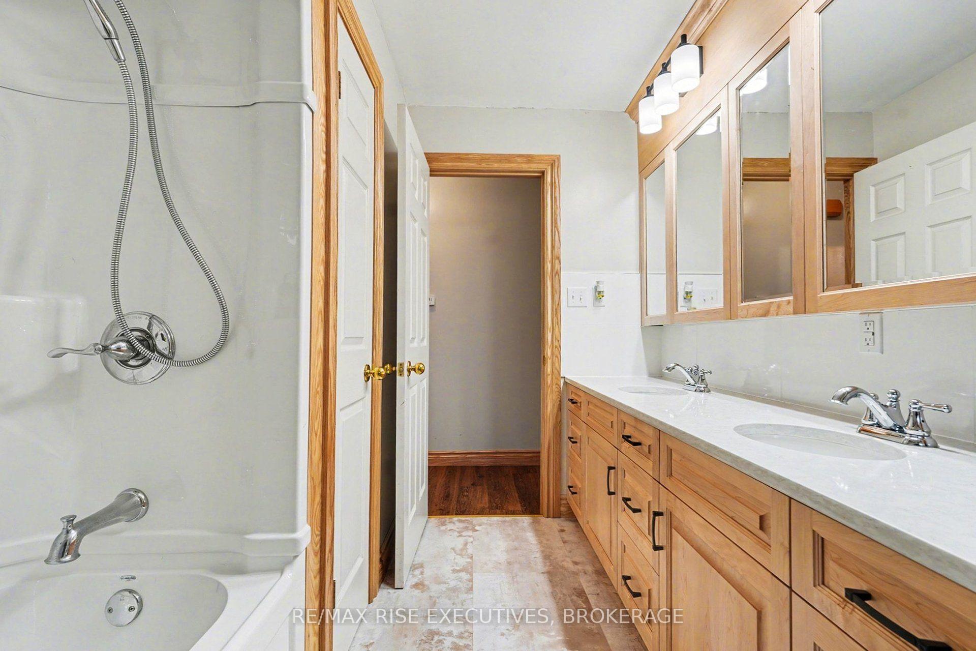 Photo 16 of 715 Hanna Road, Tay Valley, Bathurst/Burgess & Sherbrooke (South Sherbrooke) Twp — HOMEH
