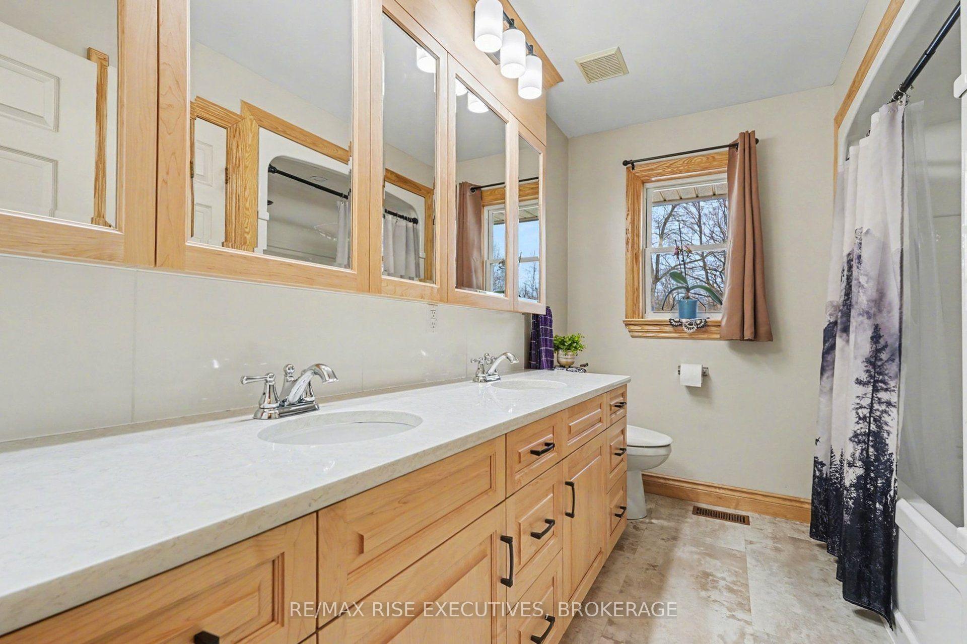 Photo 17 of 715 Hanna Road, Tay Valley, Bathurst/Burgess & Sherbrooke (South Sherbrooke) Twp — HOMEH