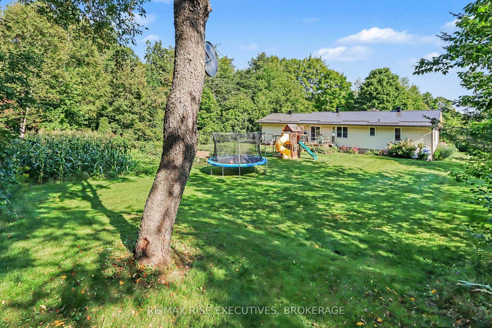 Photo 23 of 715 Hanna Road, Tay Valley, Bathurst/Burgess & Sherbrooke (South Sherbrooke) Twp — HOMEH