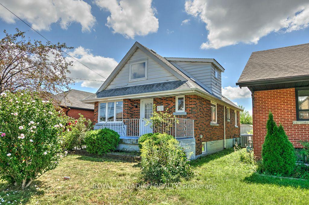 Photo 1 of 974 Queensdale Avenue E, Hamilton, Sunninghill — HOMEH
