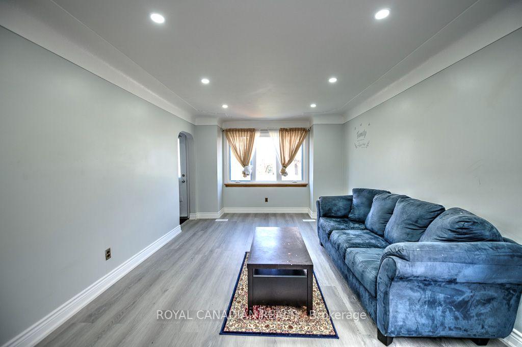 Photo 6 of 974 Queensdale Avenue E, Hamilton, Sunninghill — HOMEH