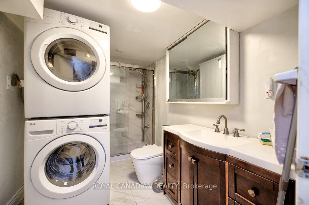 Photo 22 of 974 Queensdale Avenue E, Hamilton, Sunninghill — HOMEH