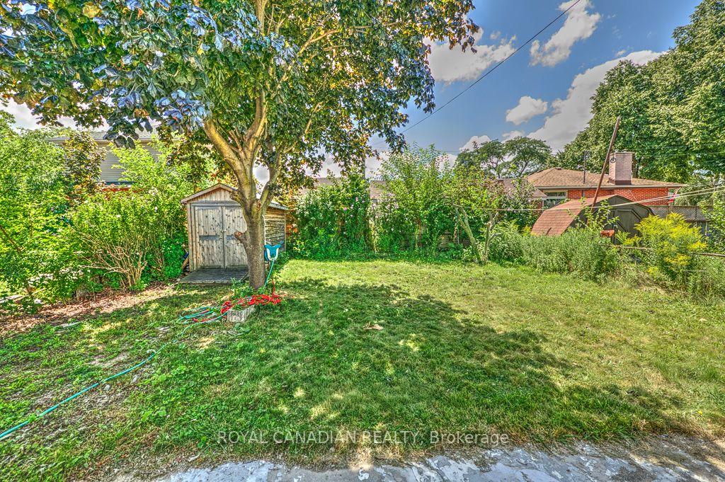 Photo 25 of 974 Queensdale Avenue E, Hamilton, Sunninghill — HOMEH