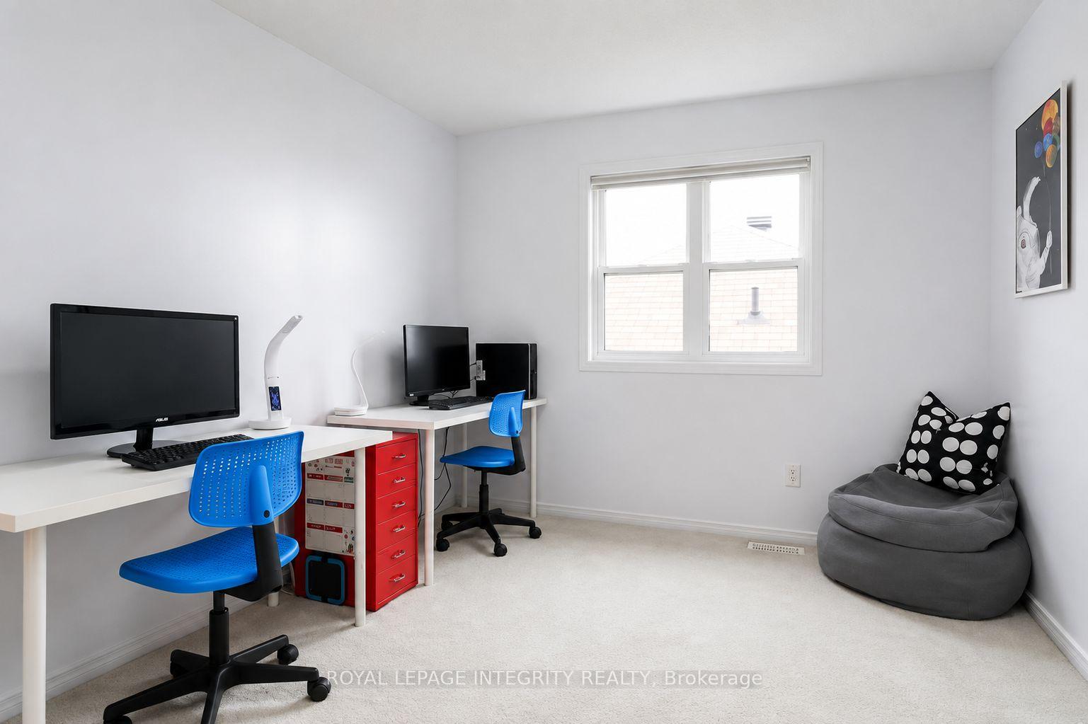 Photo 31 of 223 Huntsville Drive, Ottawa, Kanata - Kanata Lakes/Heritage Hills — HOMEH