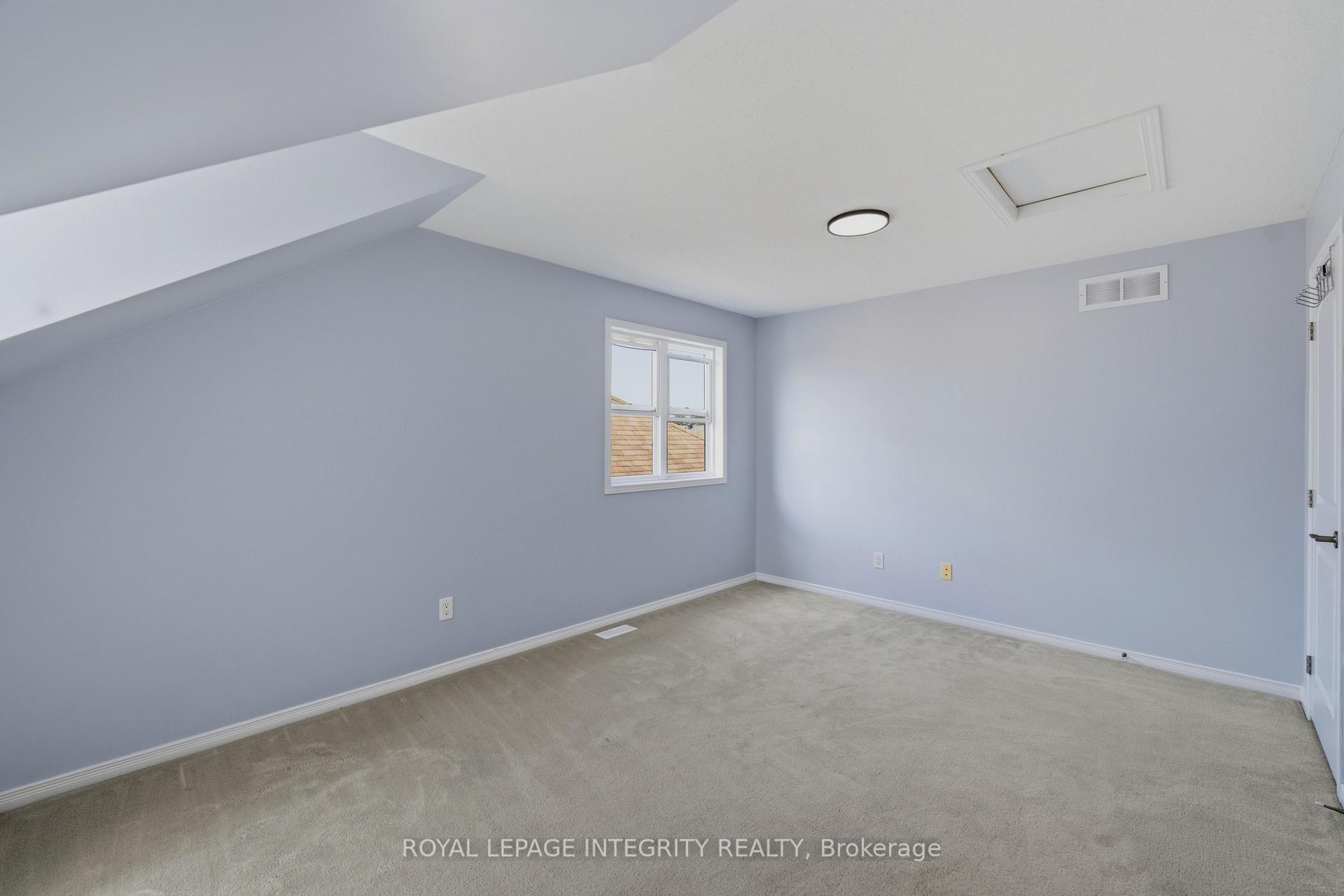 Photo 35 of 223 Huntsville Drive, Ottawa, Kanata - Kanata Lakes/Heritage Hills — HOMEH