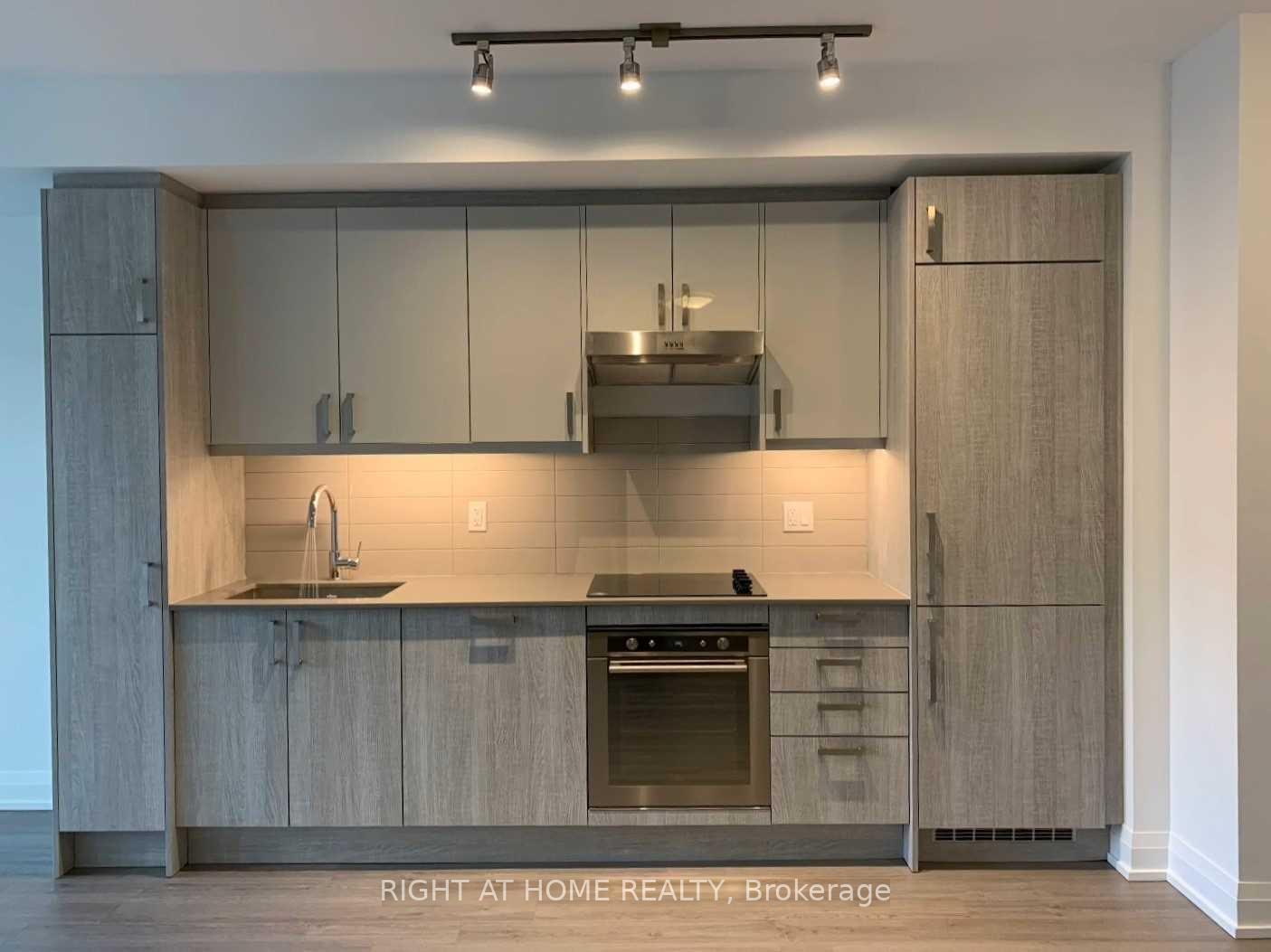 Photo 3 of Unit 1410, 77 Mutual Street, Toronto, Church-Yonge Corridor — HOMEH
