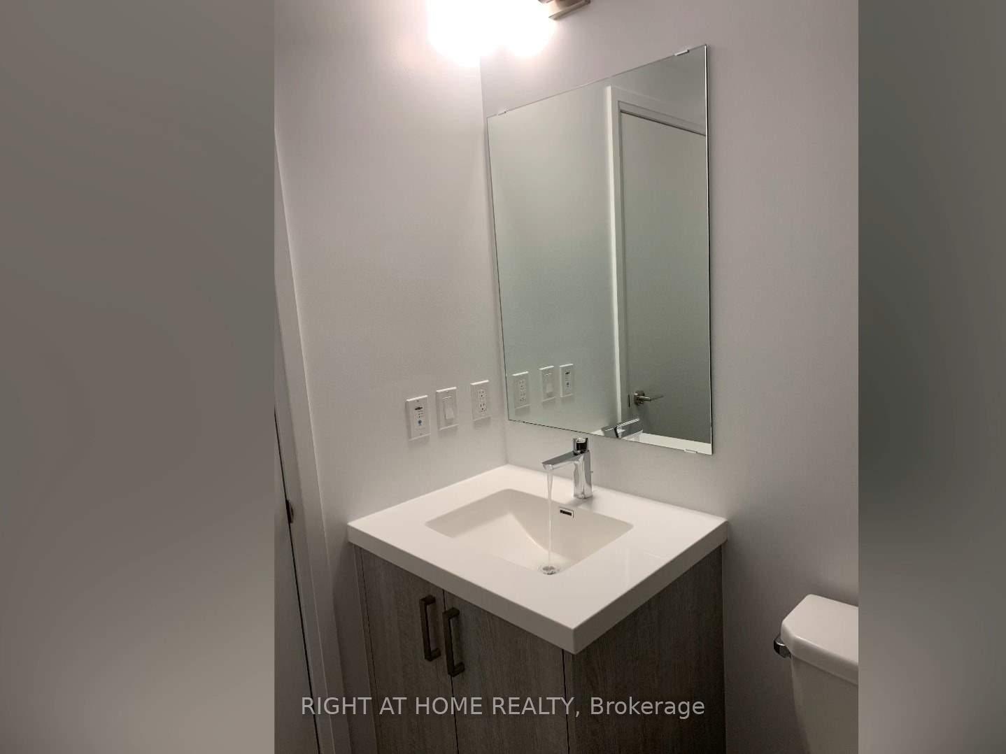 Photo 7 of Unit 1410, 77 Mutual Street, Toronto, Church-Yonge Corridor — HOMEH