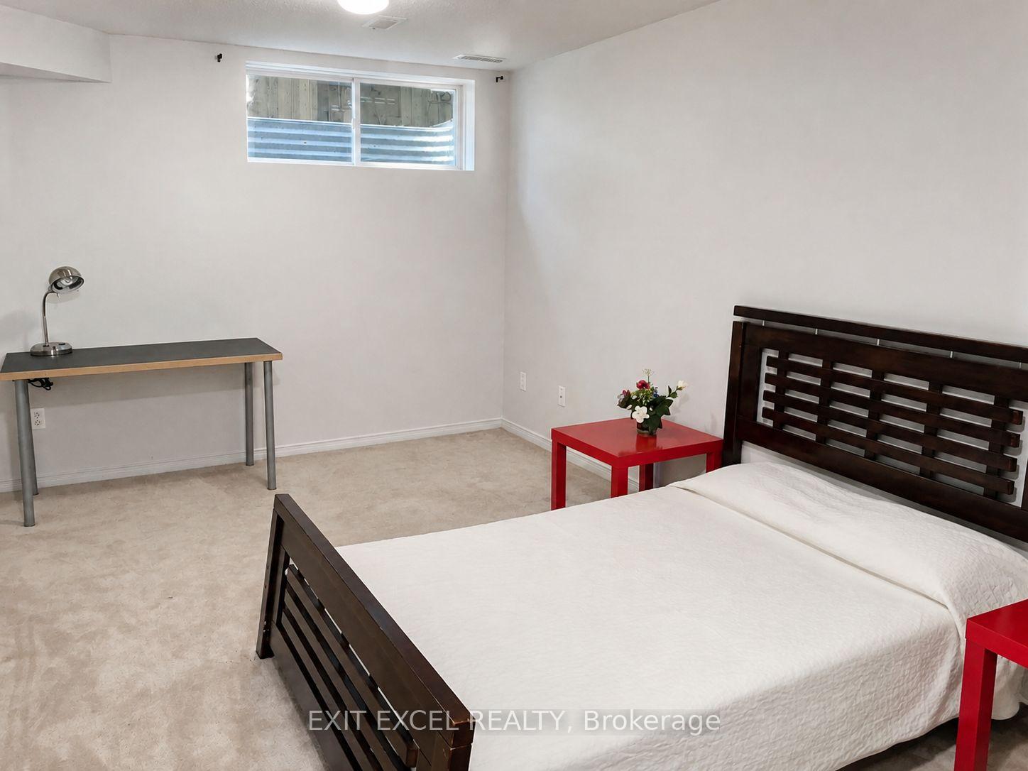 Photo 20 of 17 Heartleaf Private, Ottawa, Hunt Club Park/Greenboro — HOMEH