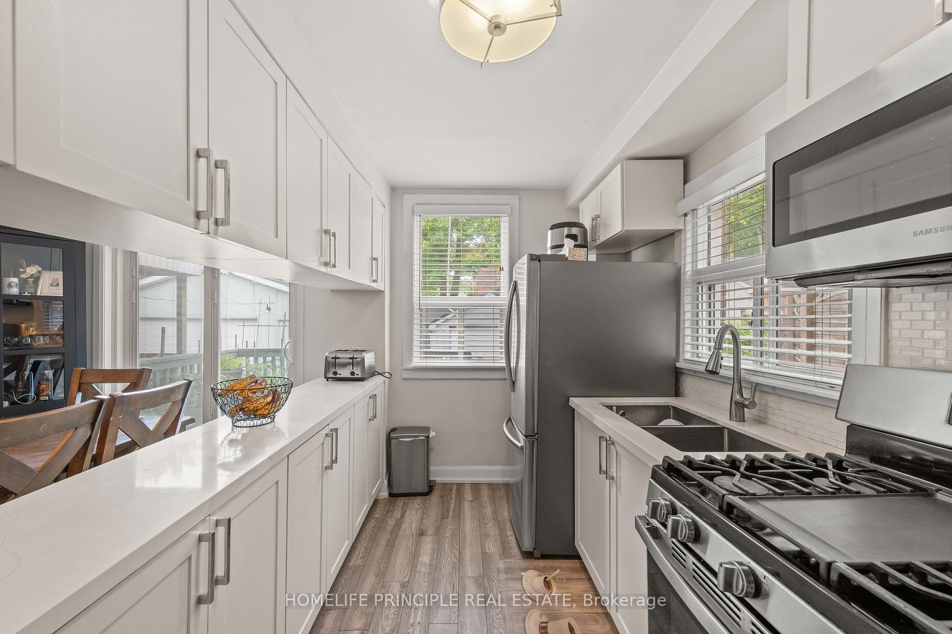Photo 13 of 420 Salem Avenue N, Toronto, Dovercourt-Wallace Emerson-Junction — HOMEH