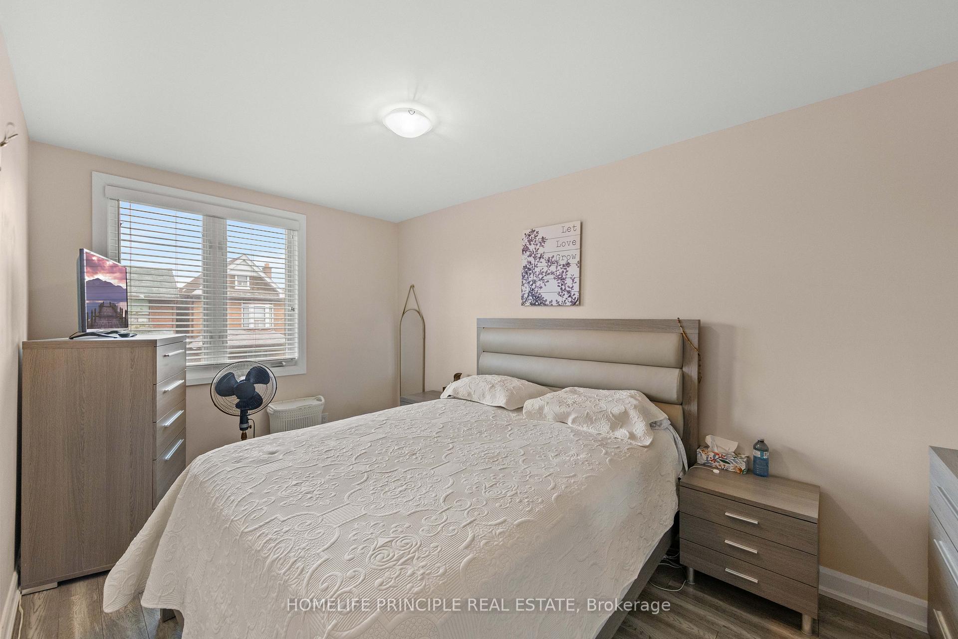 Photo 14 of 420 Salem Avenue N, Toronto, Dovercourt-Wallace Emerson-Junction — HOMEH