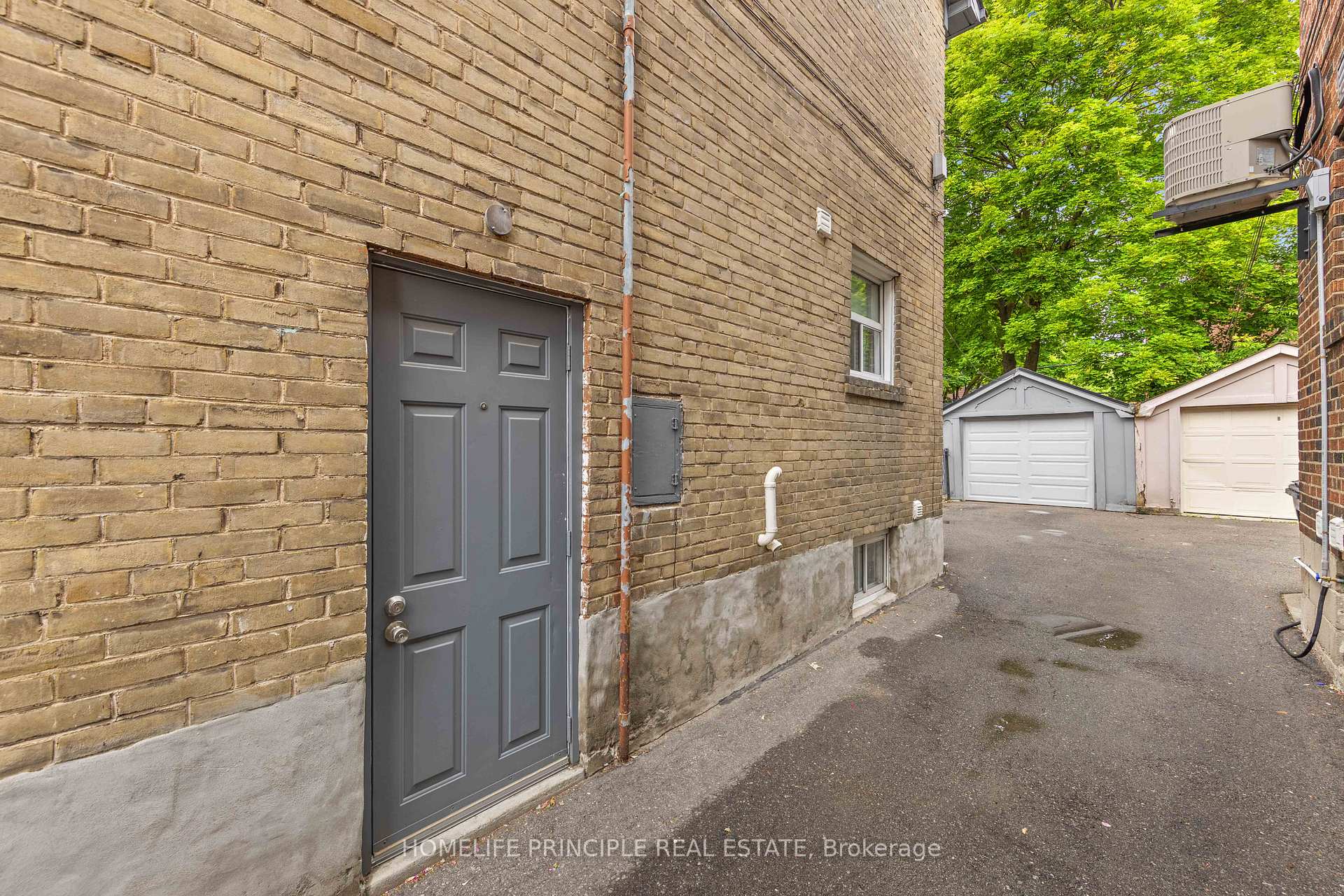 Photo 28 of 420 Salem Avenue N, Toronto, Dovercourt-Wallace Emerson-Junction — HOMEH
