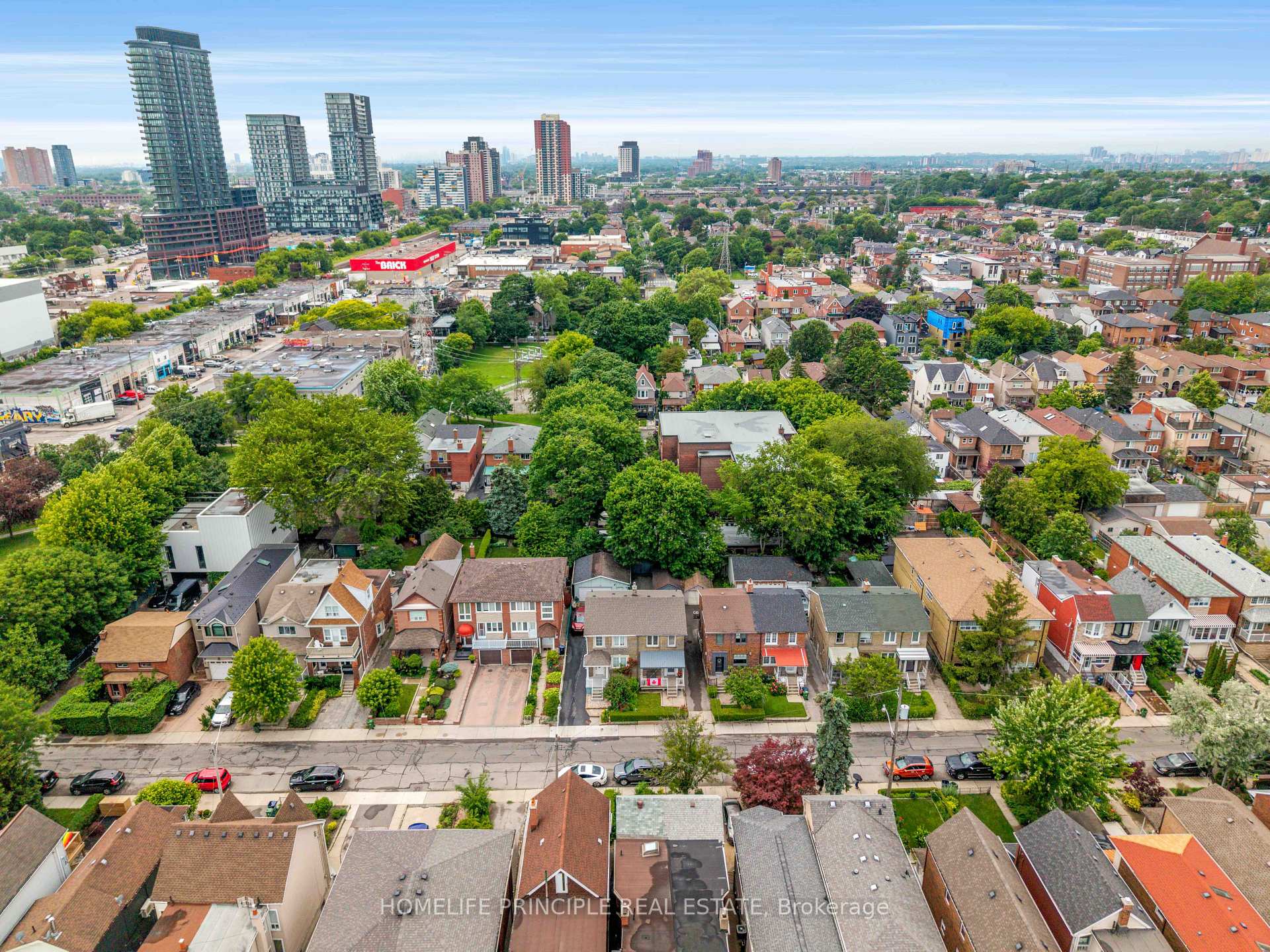 Photo 38 of 420 Salem Avenue N, Toronto, Dovercourt-Wallace Emerson-Junction — HOMEH