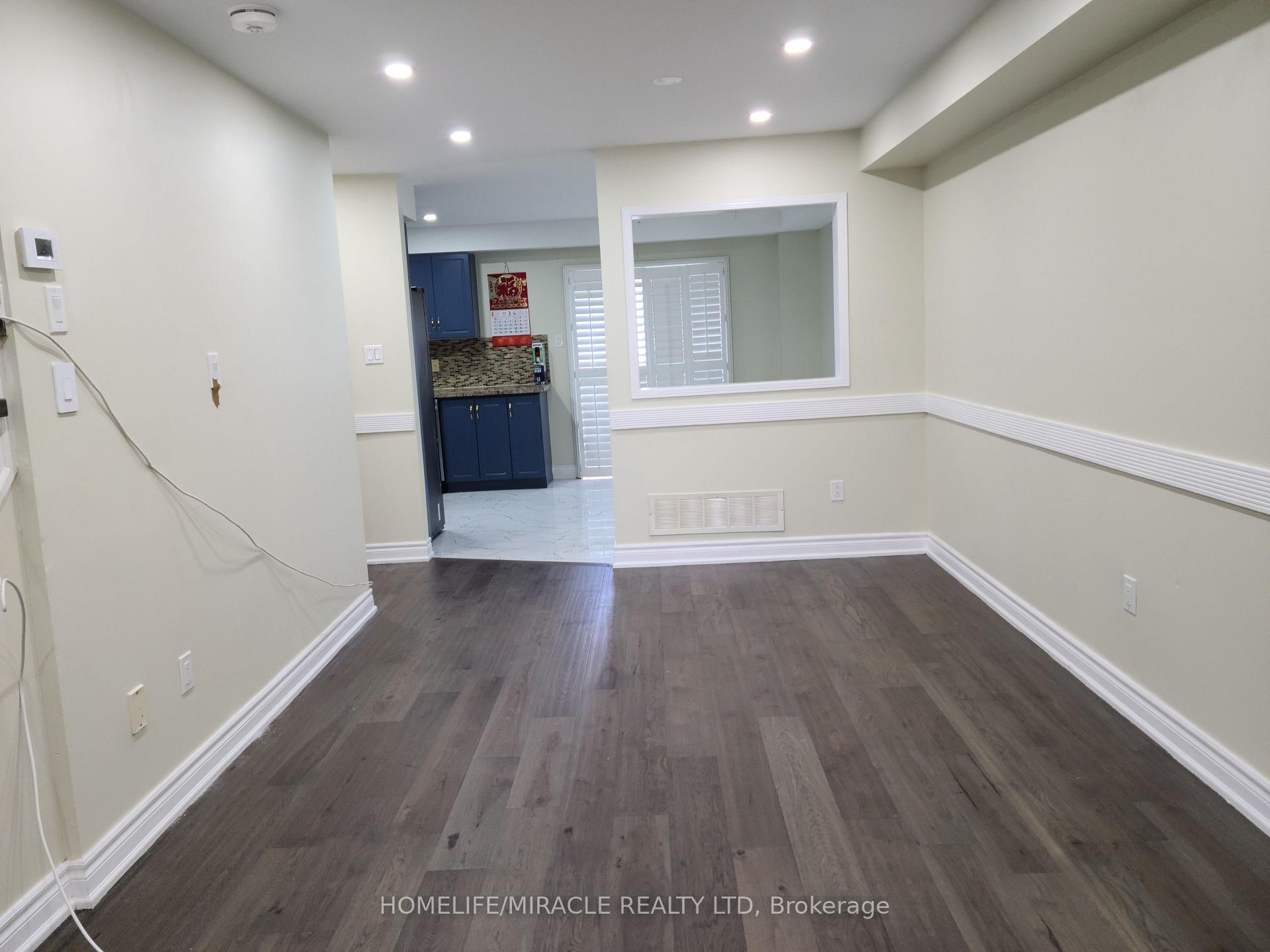 Photo 2 of 7 Thunderbird Trail, Brampton, Sandringham-Wellington — HOMEH