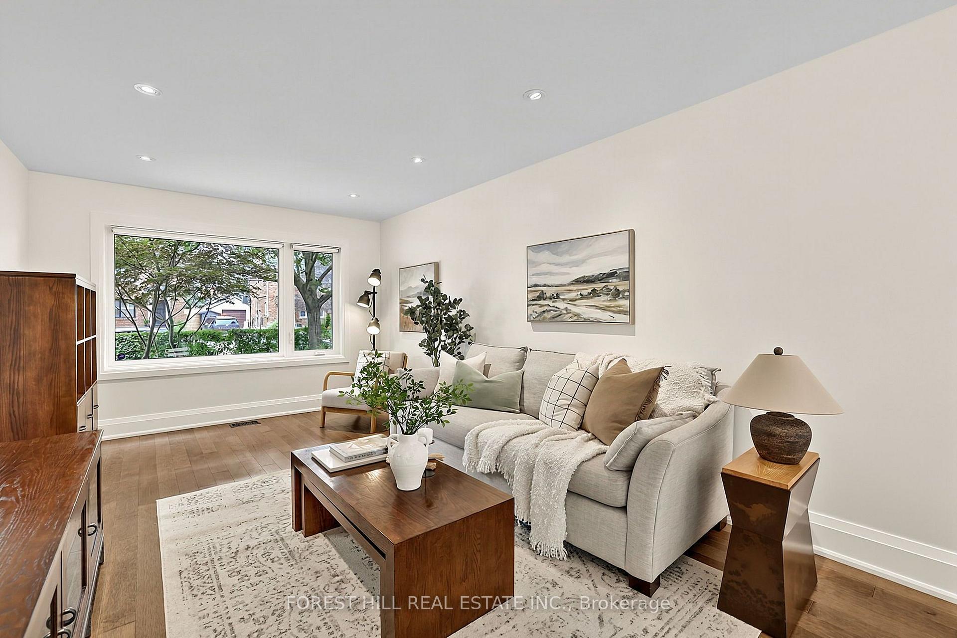 Photo 7 of 87 Thursfield Crescent, Toronto, Leaside — HOMEH