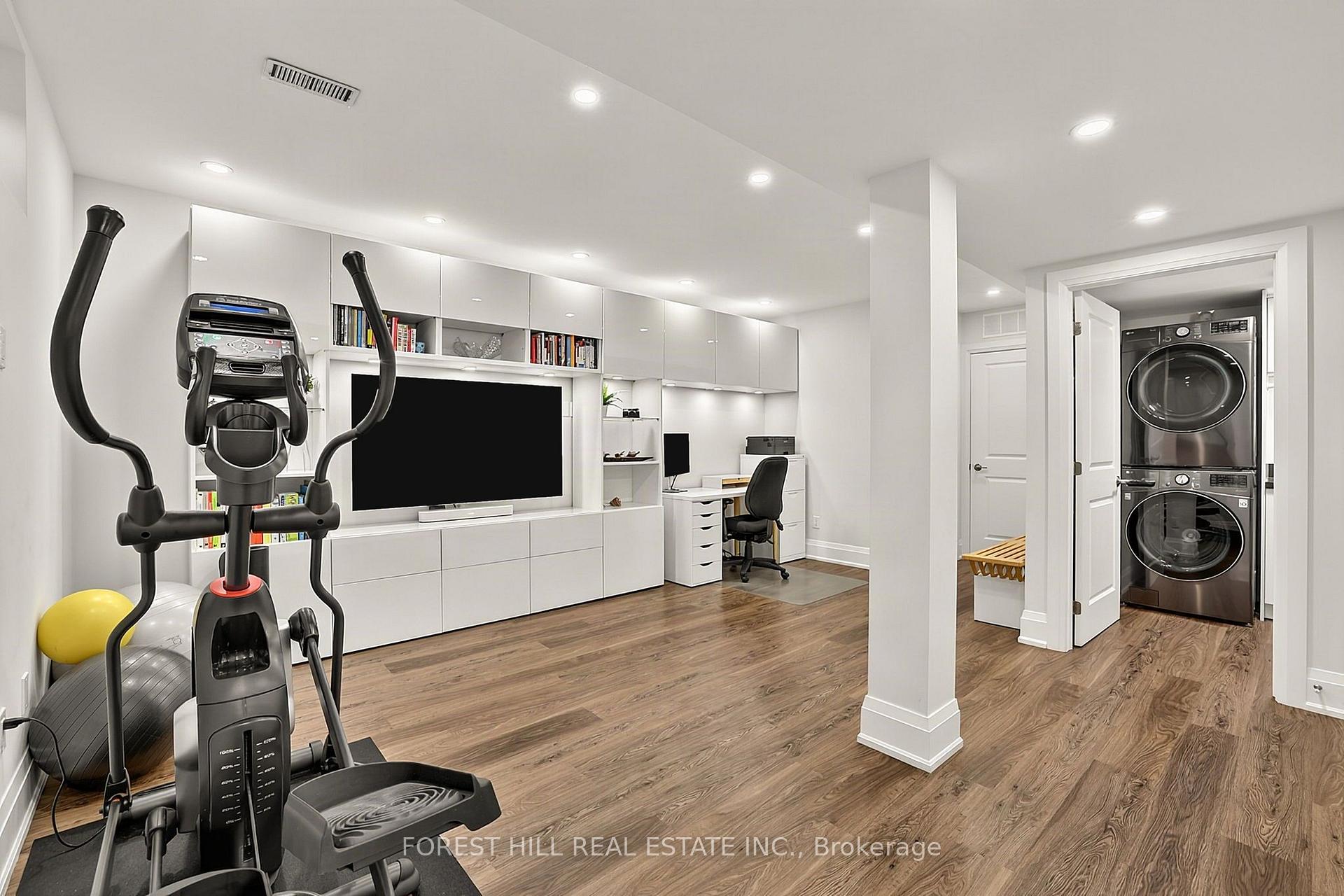Photo 25 of 87 Thursfield Crescent, Toronto, Leaside — HOMEH