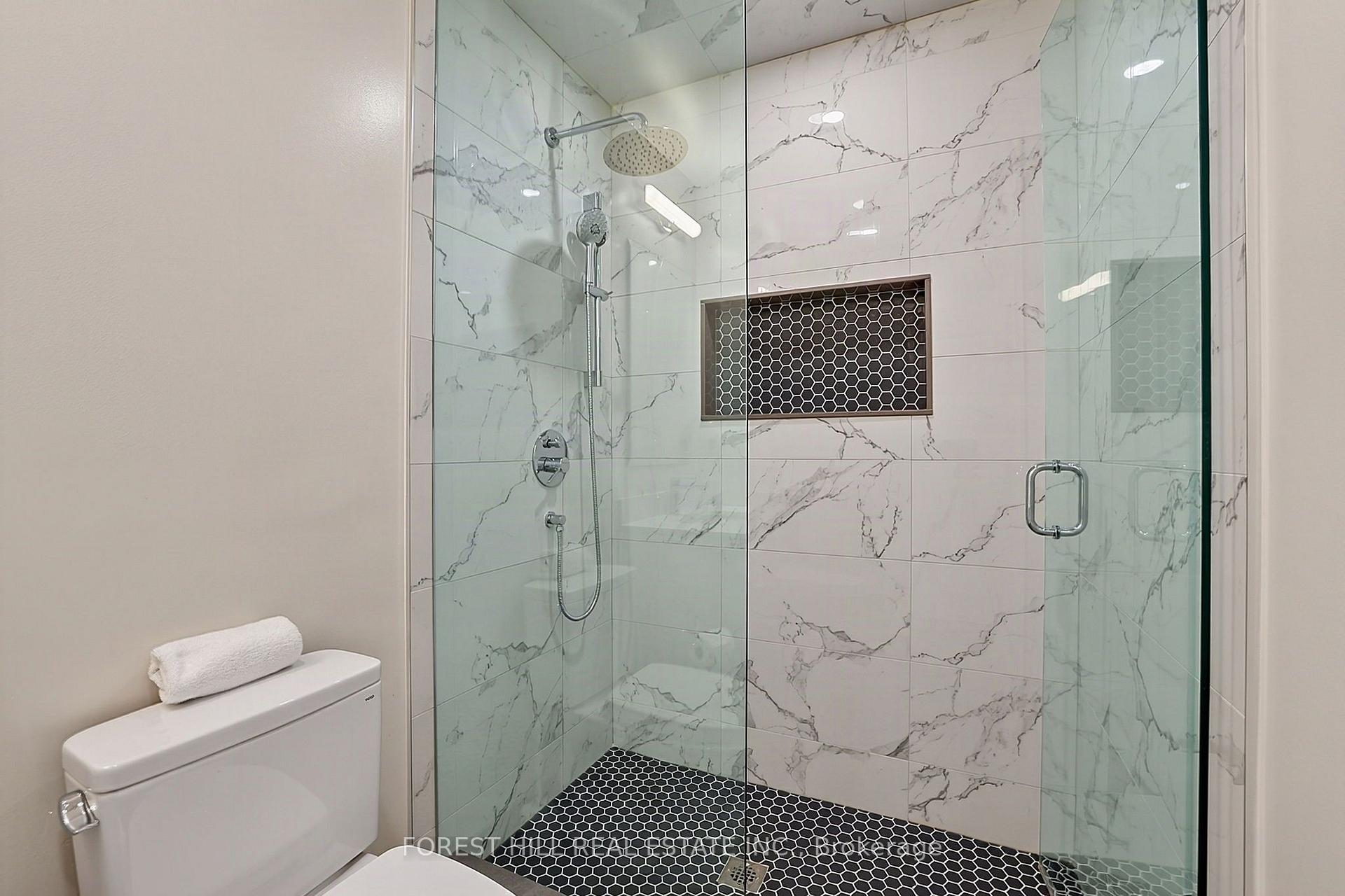 Photo 28 of 87 Thursfield Crescent, Toronto, Leaside — HOMEH