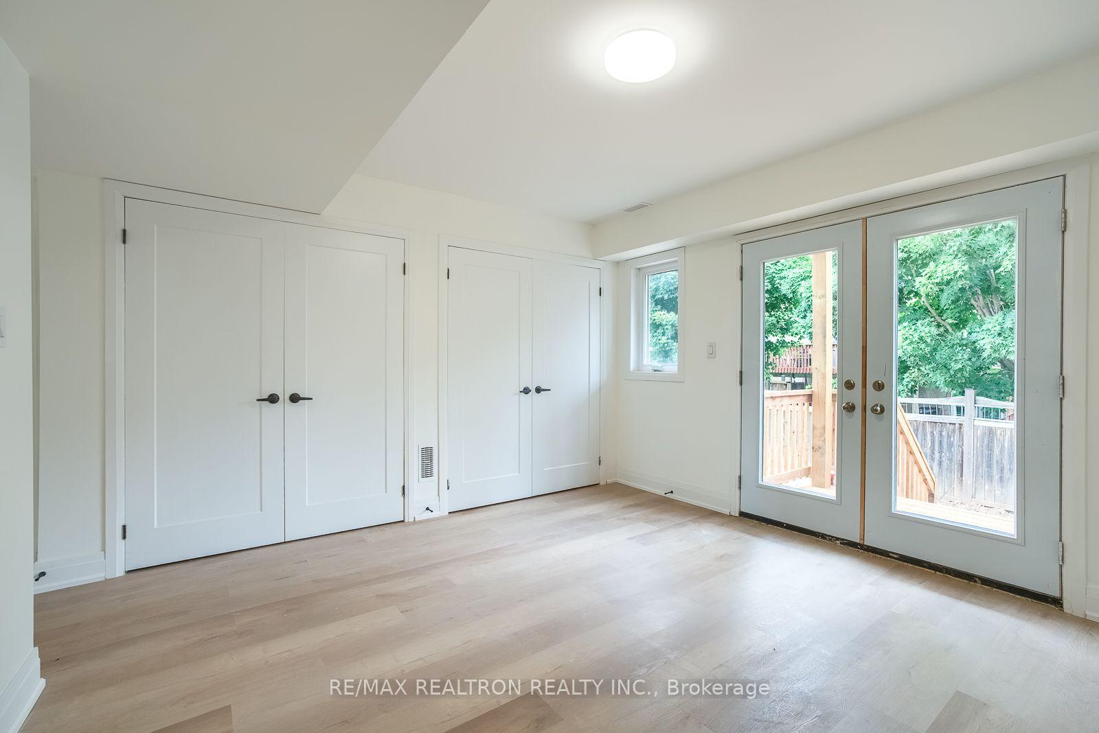 Photo 5 of 5261 Meeks Common, Burlington, Orchard — HOMEH