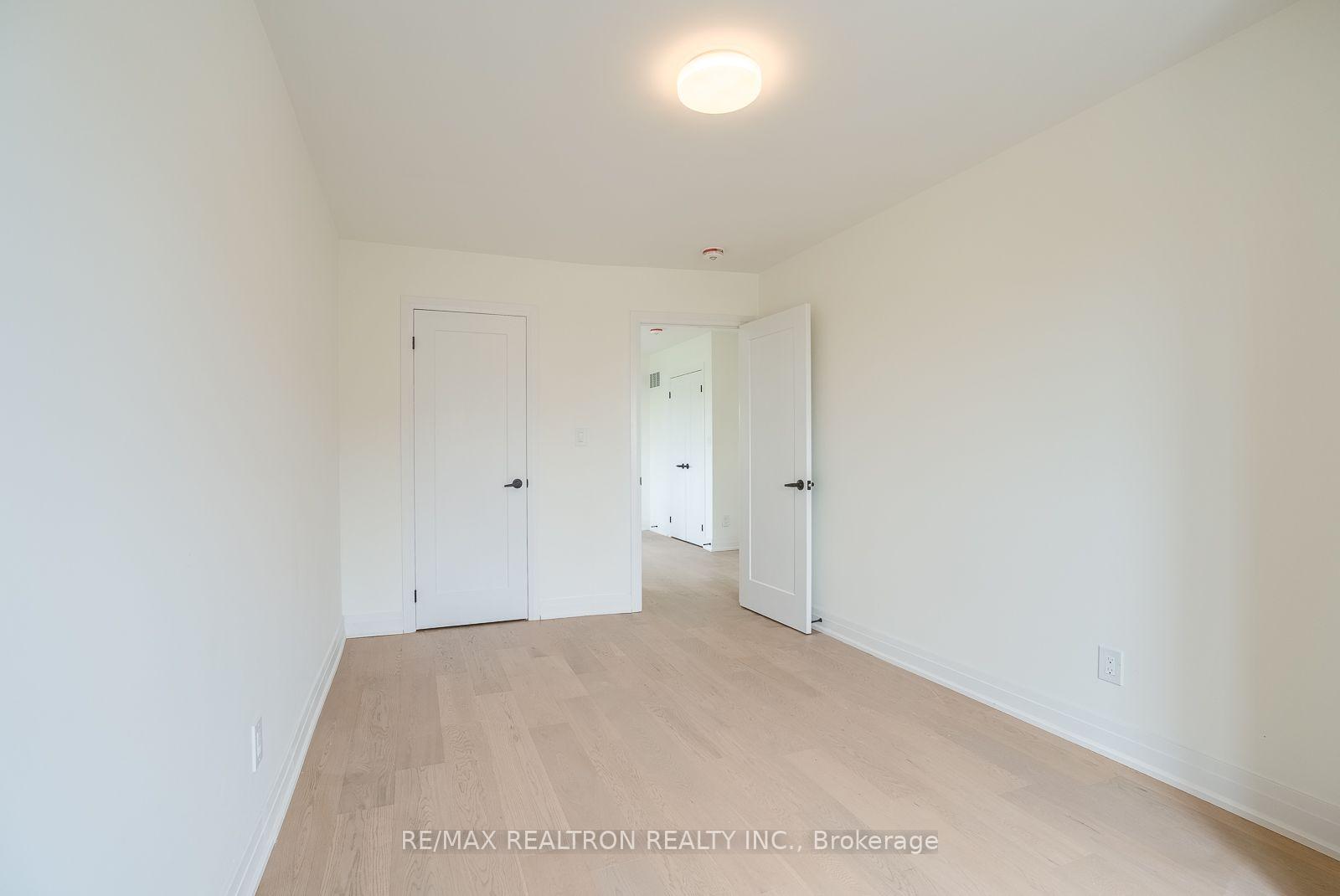 Photo 23 of 5261 Meeks Common, Burlington, Orchard — HOMEH