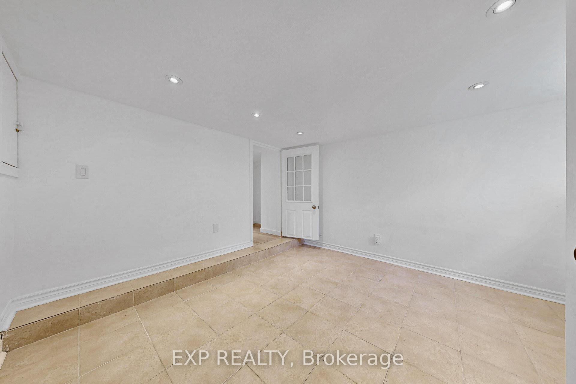 Photo 23 of Unit BSMT, 858 Manning Avenue, Toronto, The Annex — HOMEH