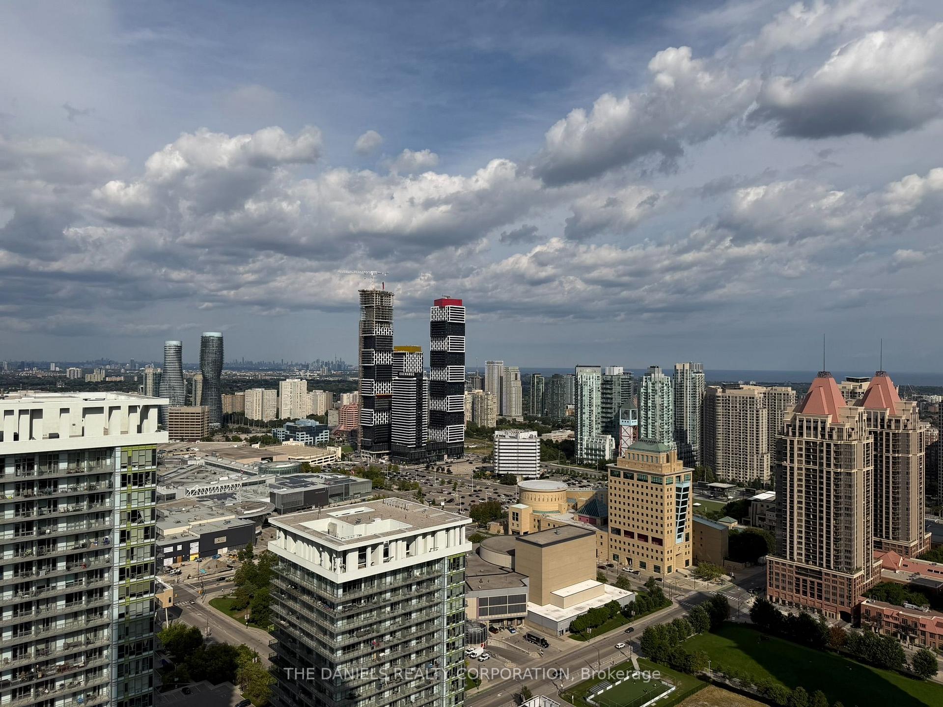 Photo 12 of Unit 3605, 395 Square One Drive, Mississauga, City Centre — HOMEH