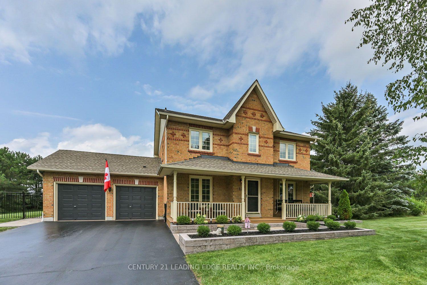 Photo 1 of 12 Taylor Drive, Uxbridge, Rural Uxbridge — HOMEH