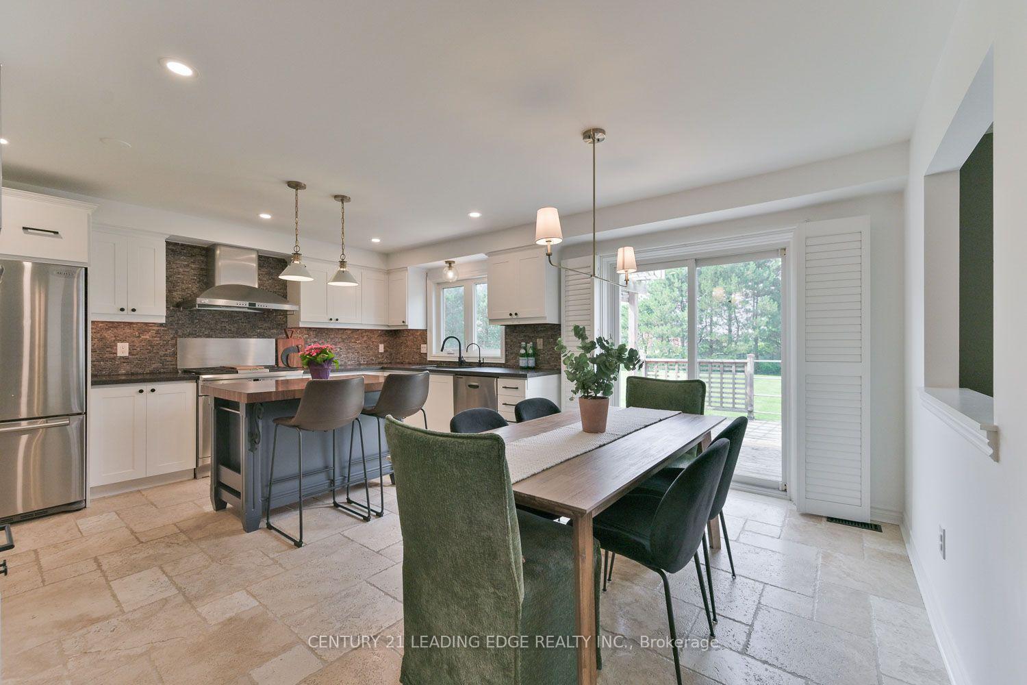 Photo 10 of 12 Taylor Drive, Uxbridge, Rural Uxbridge — HOMEH