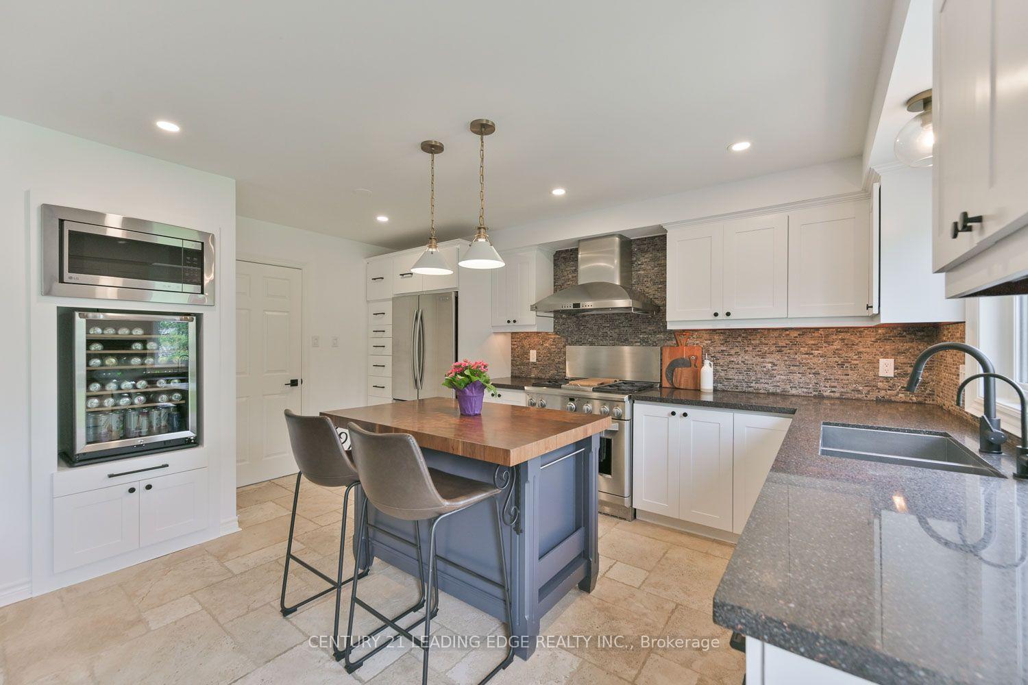 Photo 15 of 12 Taylor Drive, Uxbridge, Rural Uxbridge — HOMEH