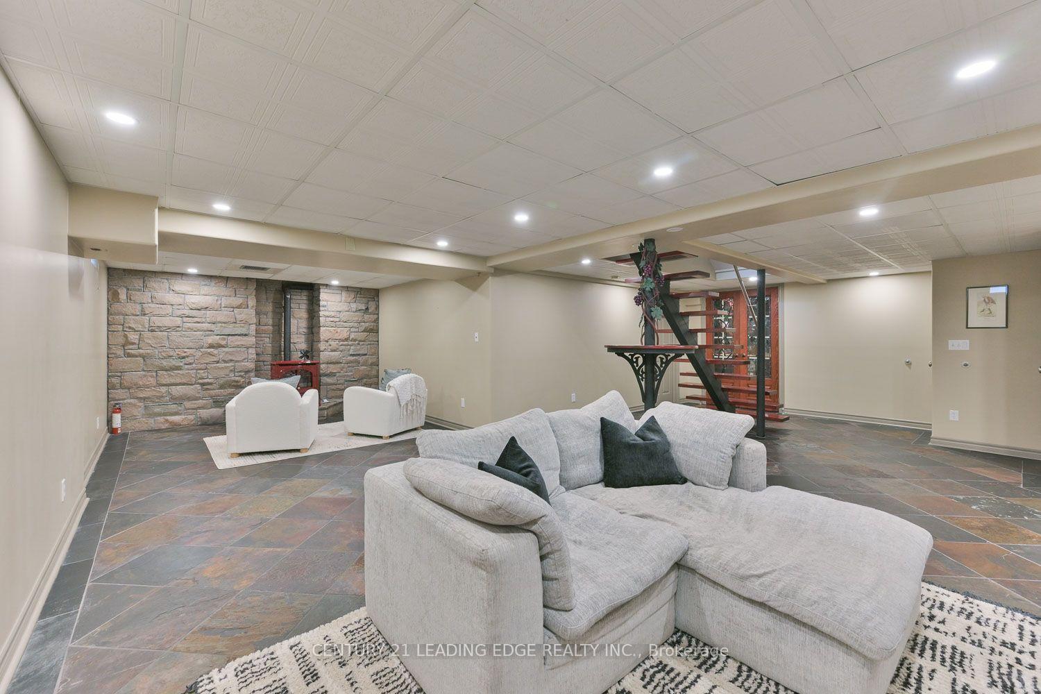Photo 34 of 12 Taylor Drive, Uxbridge, Rural Uxbridge — HOMEH