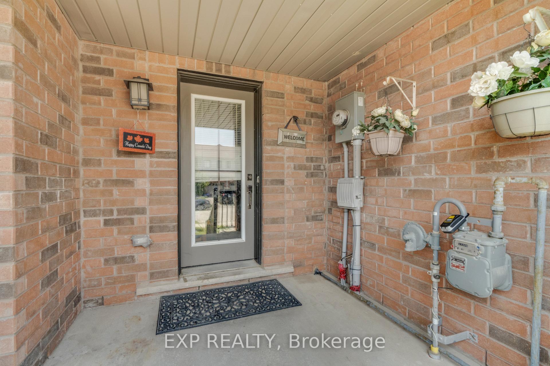 Photo 6 of 47 Sherway Street, Hamilton, Stoney Creek Mountain — HOMEH
