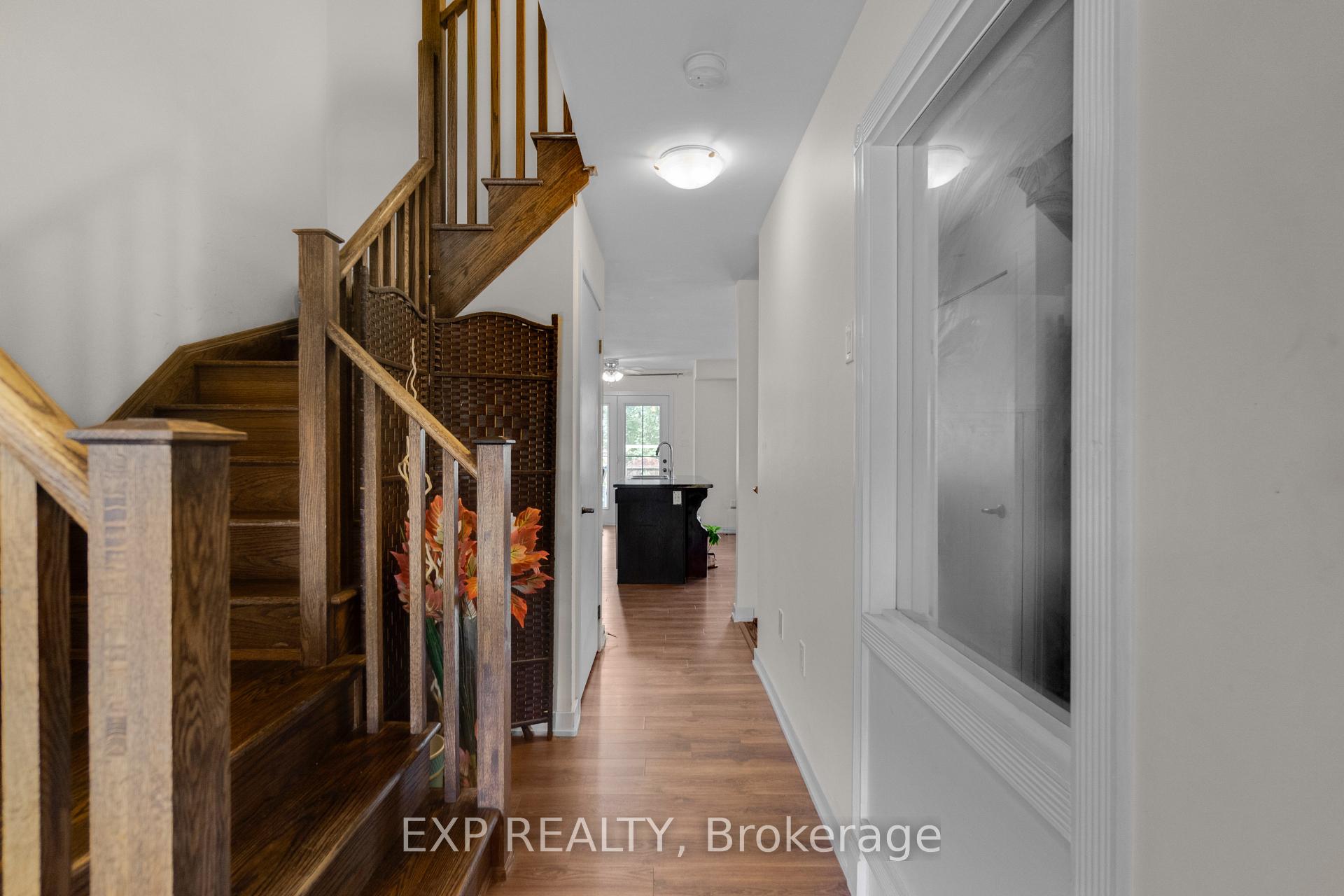 Photo 8 of 47 Sherway Street, Hamilton, Stoney Creek Mountain — HOMEH