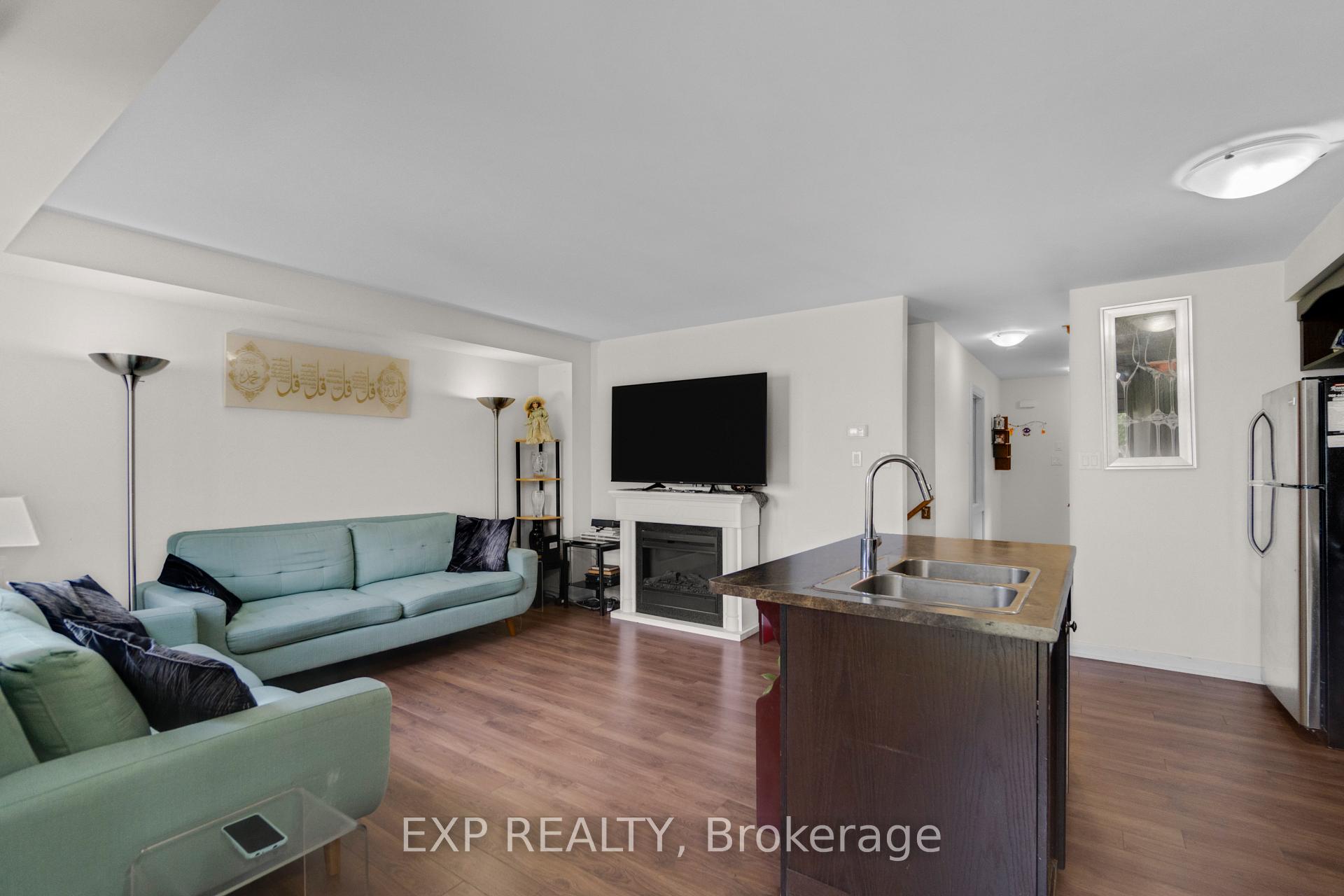 Photo 10 of 47 Sherway Street, Hamilton, Stoney Creek Mountain — HOMEH