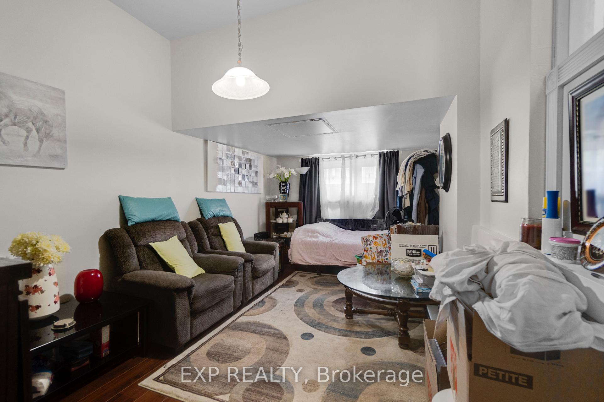 Photo 31 of 47 Sherway Street, Hamilton, Stoney Creek Mountain — HOMEH