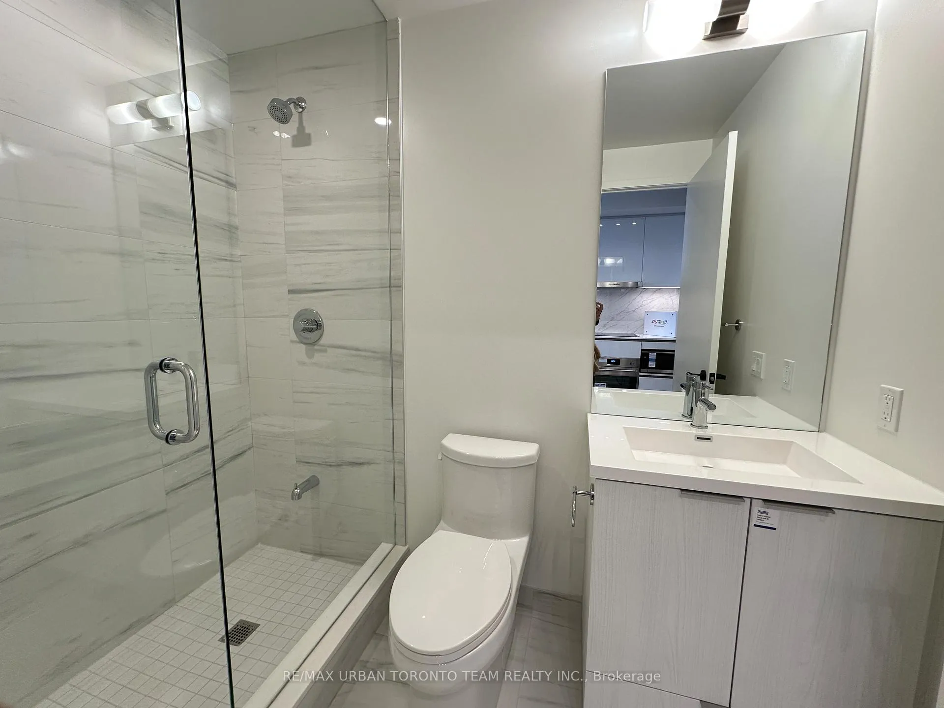 Photo 9 of Unit 508, 8 Interchange Way, Vaughan, Vaughan Corporate Centre — HOMEH
