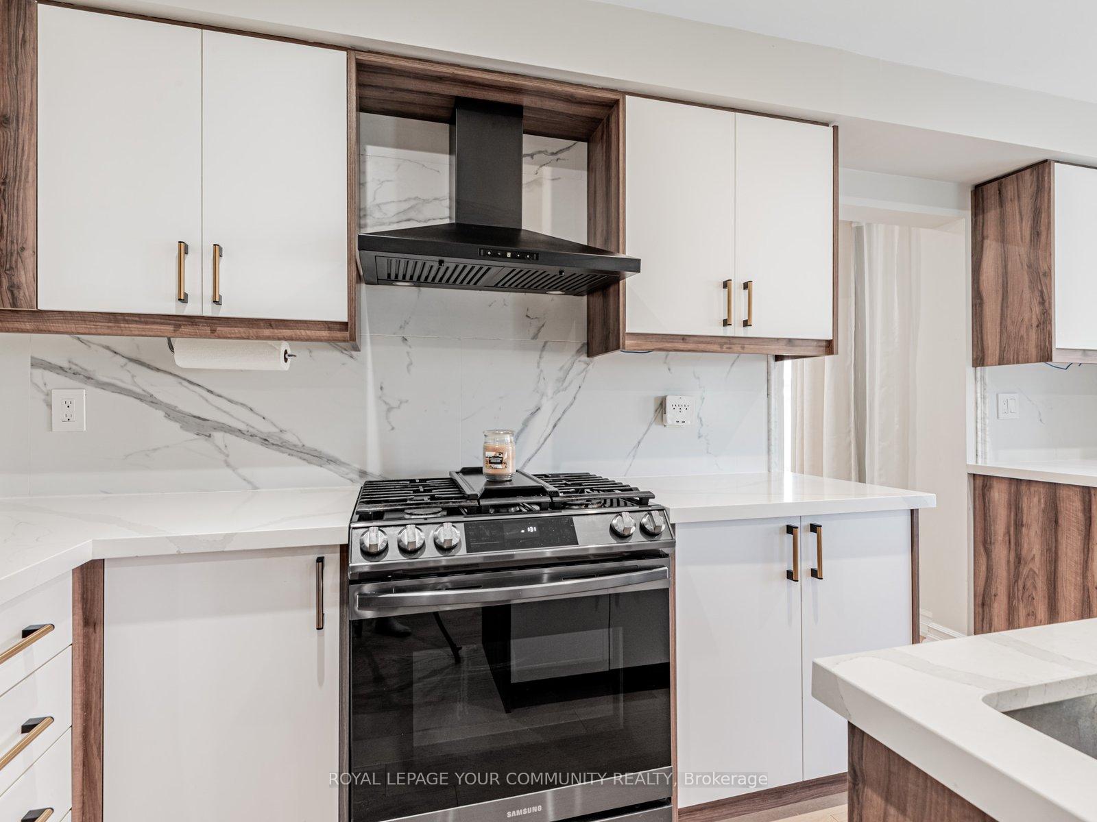 Photo 13 of 5 Mandel Crescent, Richmond Hill, Devonsleigh — HOMEH