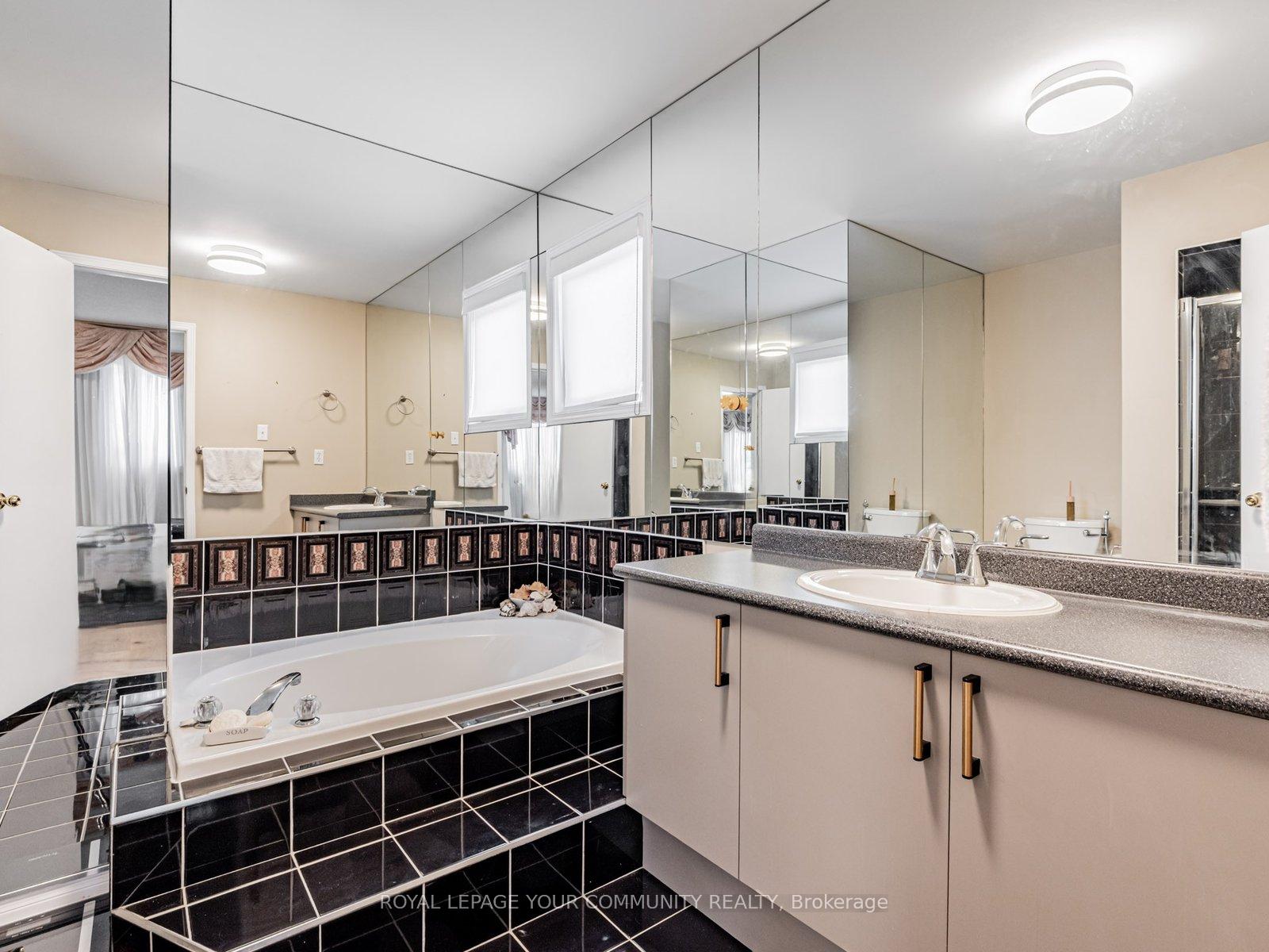Photo 23 of 5 Mandel Crescent, Richmond Hill, Devonsleigh — HOMEH