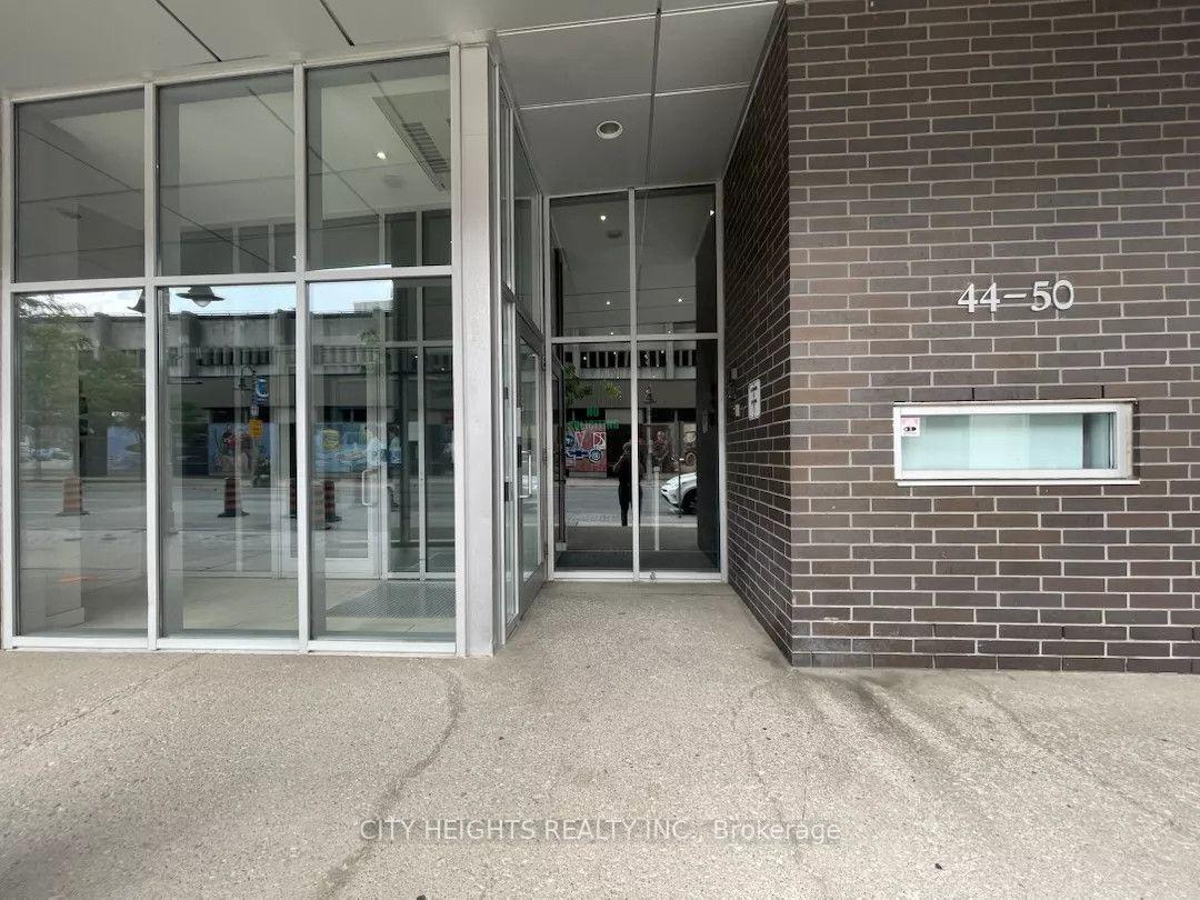 Photo 4 of Unit 702, 44 Bond Street W, Oshawa, O'Neill — HOMEH
