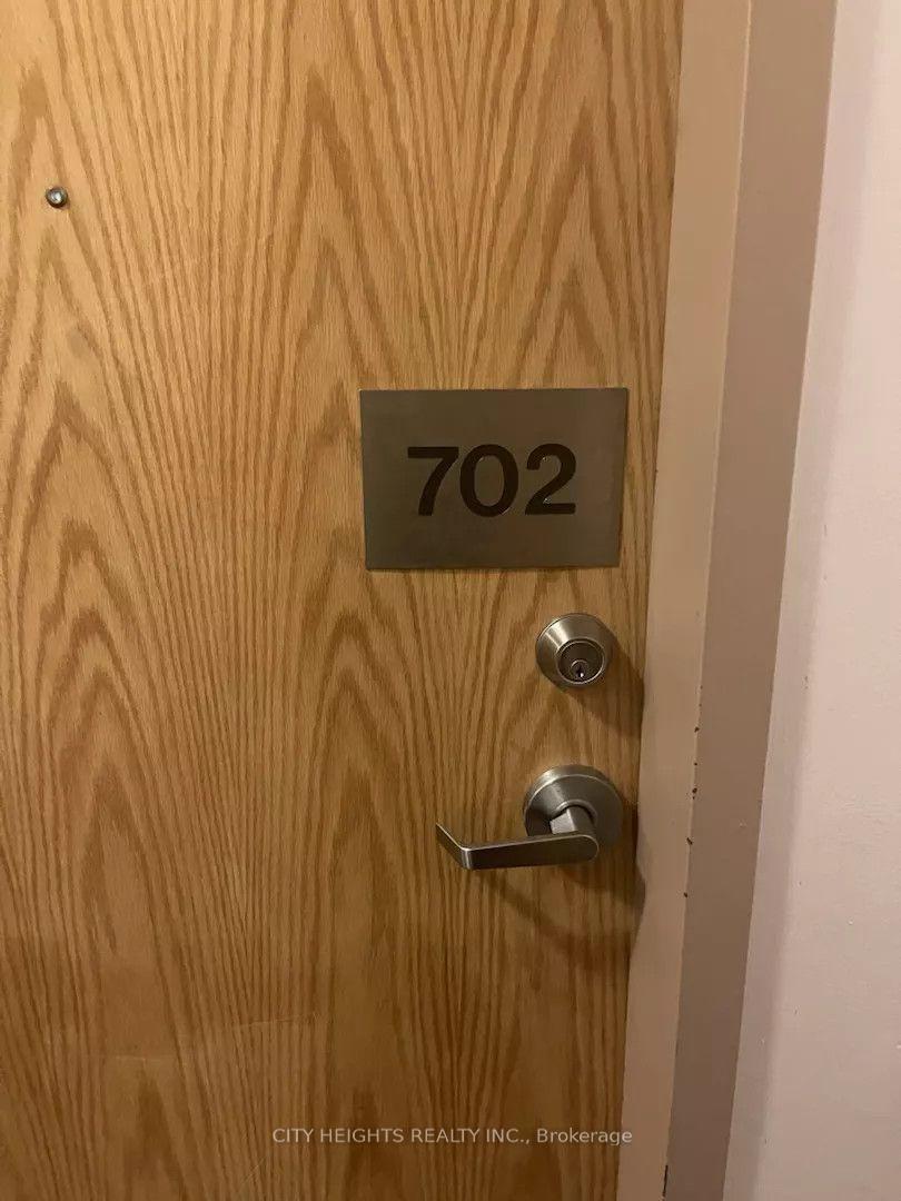 Photo 6 of Unit 702, 44 Bond Street W, Oshawa, O'Neill — HOMEH