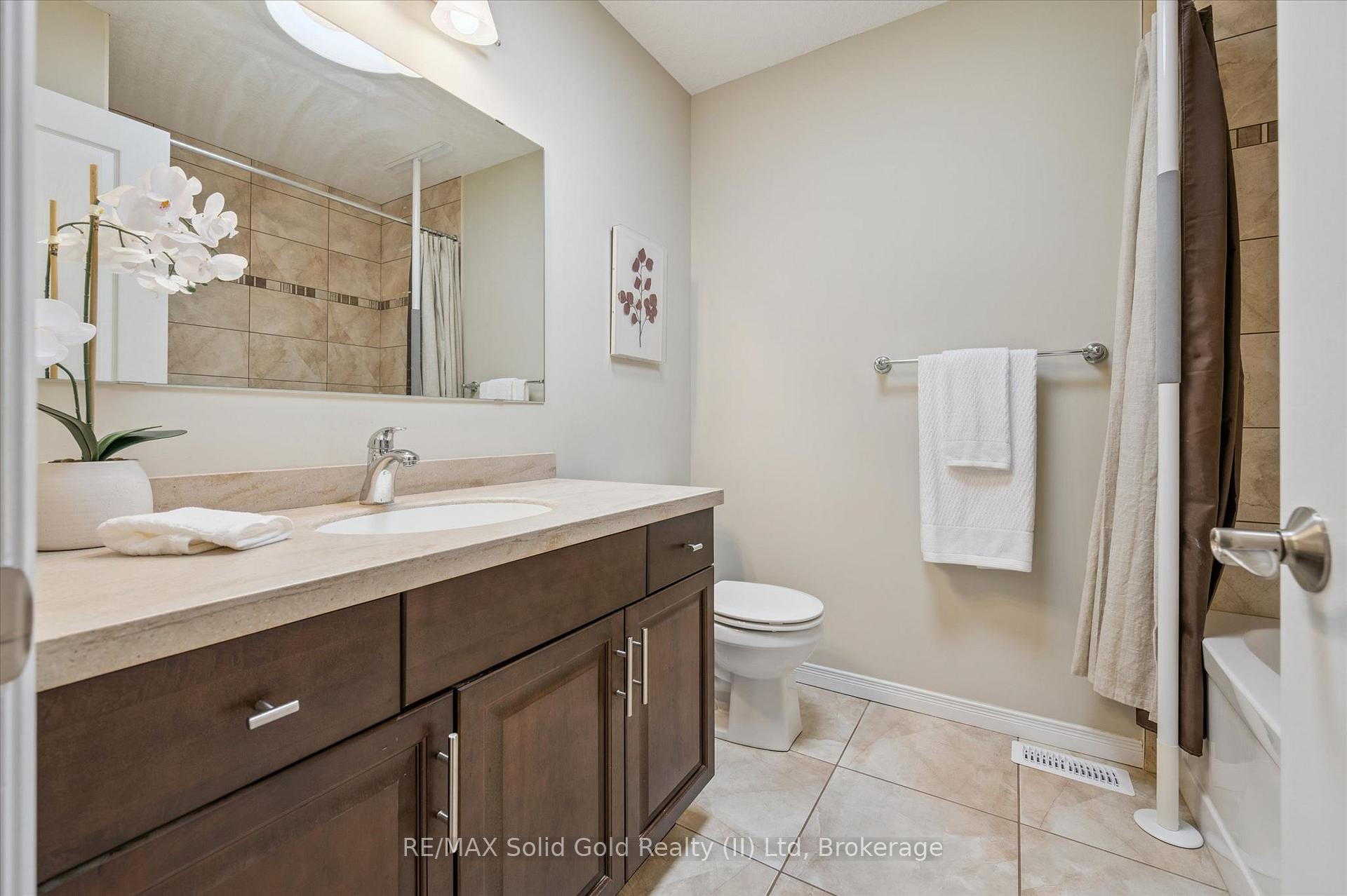 Photo 31 of Unit 70, 31 Townsend Drive, Woolwich, Breslau — HOMEH