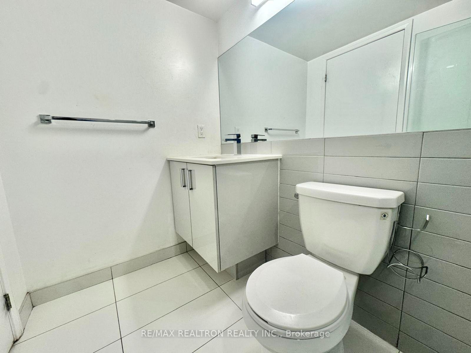Photo 9 of Unit 1310, 30 Gibbs Road, Etobicoke, Islington-City Centre West — HOMEH