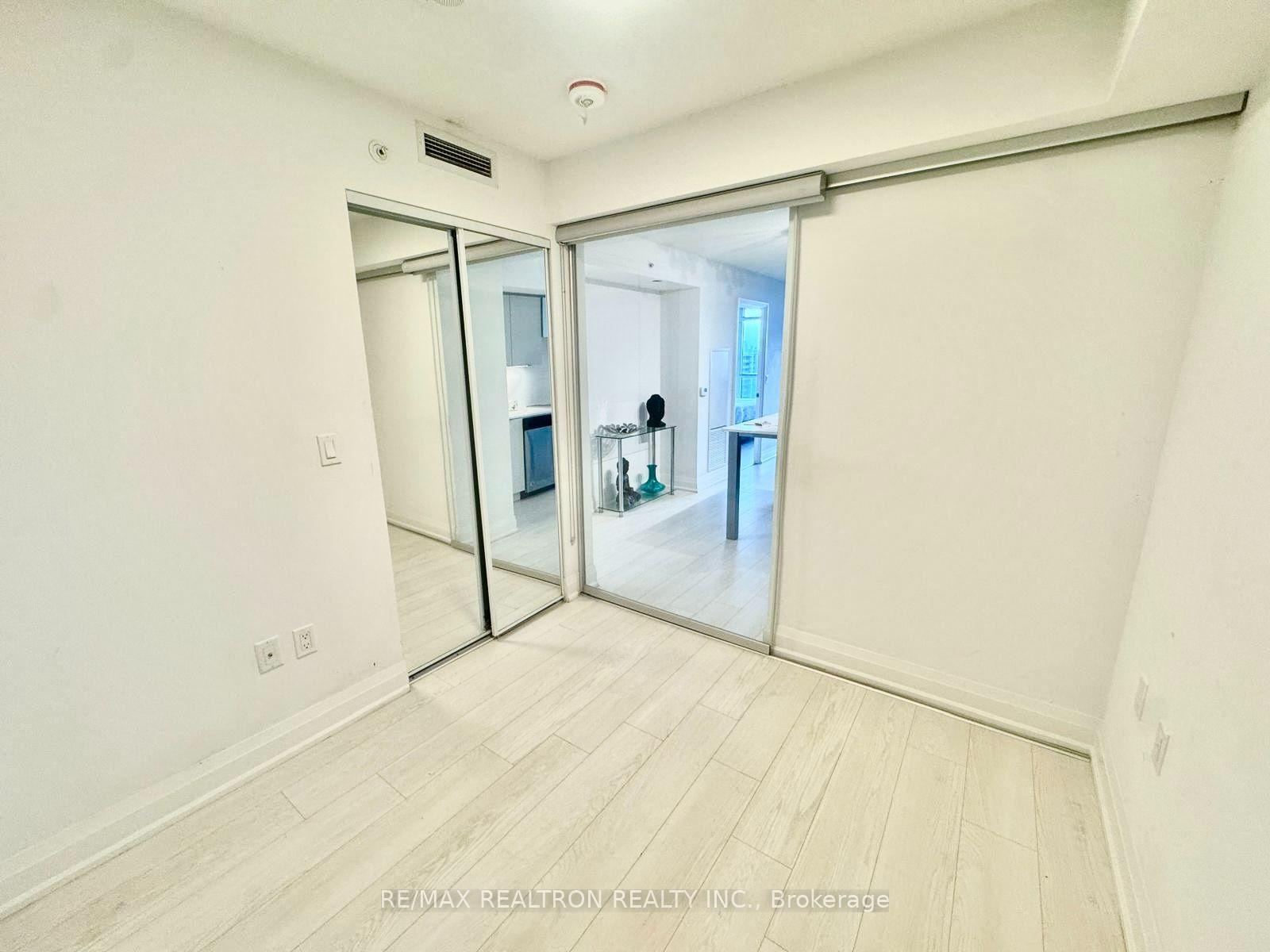 Photo 15 of Unit 1310, 30 Gibbs Road, Etobicoke, Islington-City Centre West — HOMEH