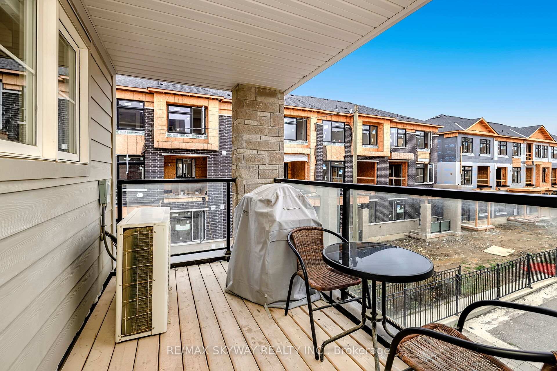 Photo 7 of Unit 10, 200 Veterans Drive, Brampton, Northwest Brampton — HOMEH