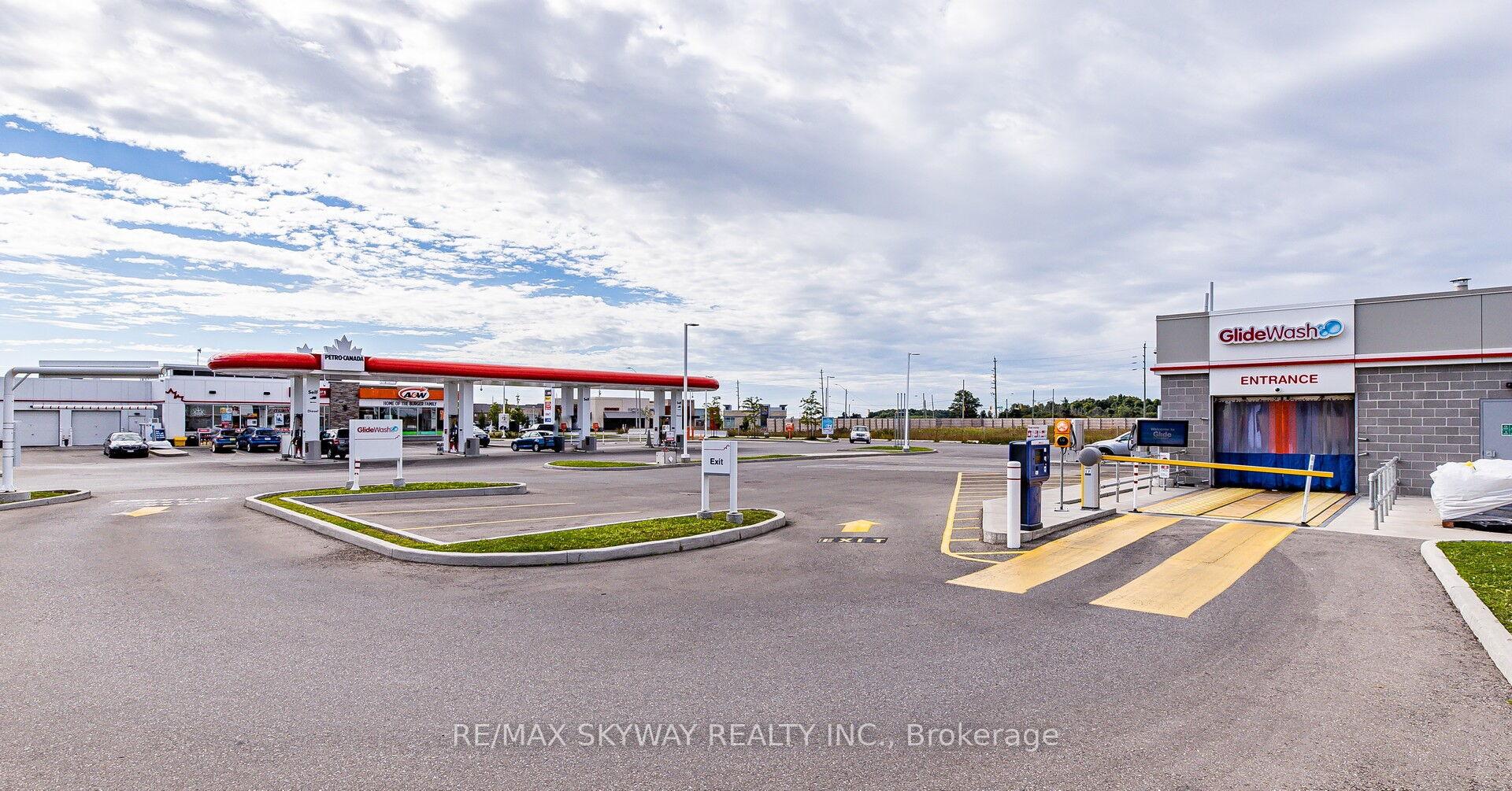 Photo 29 of Unit 10, 200 Veterans Drive, Brampton, Northwest Brampton — HOMEH