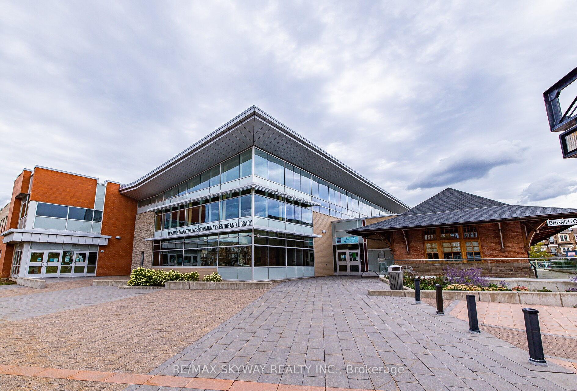 Photo 34 of Unit 10, 200 Veterans Drive, Brampton, Northwest Brampton — HOMEH